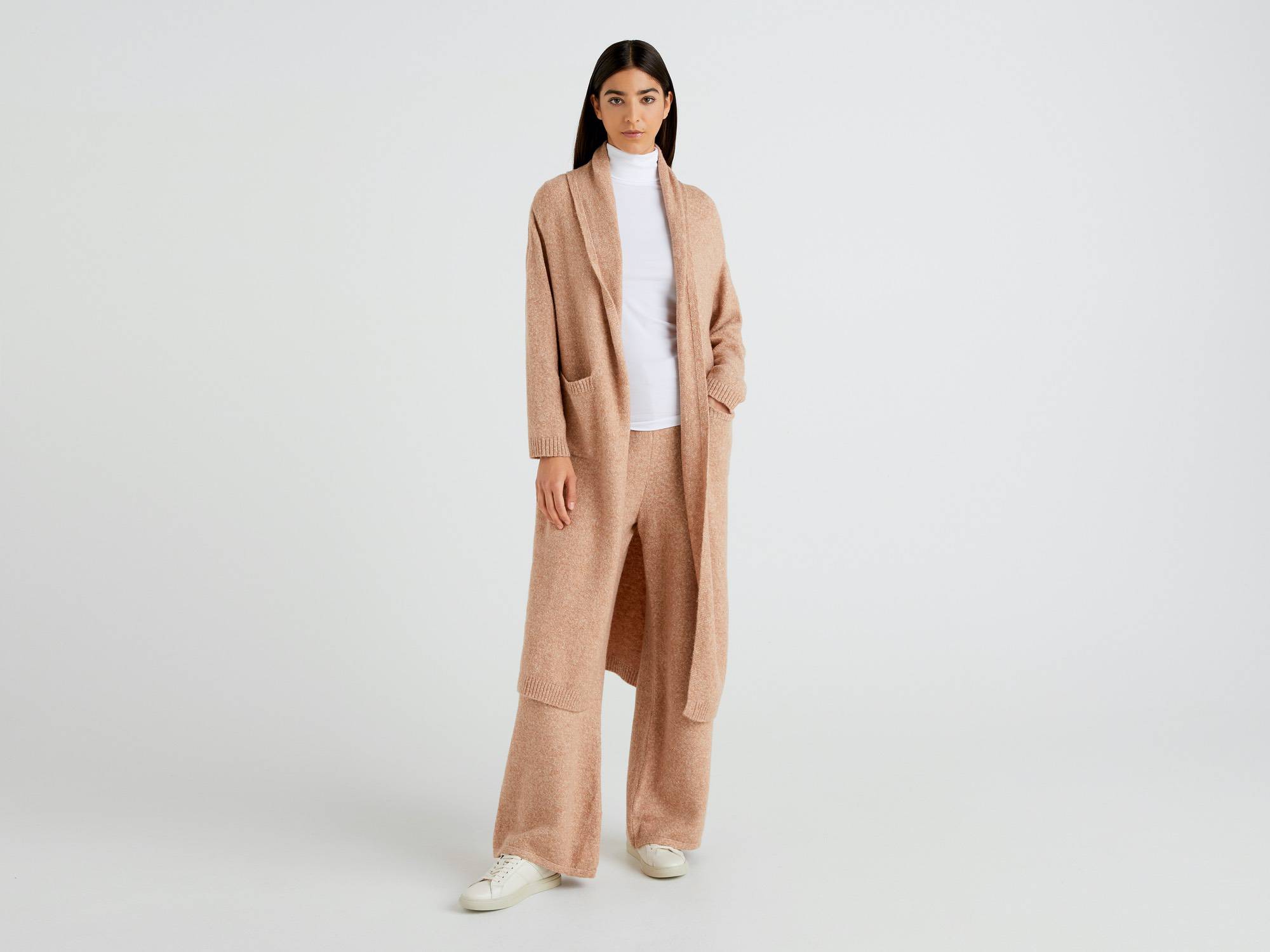 Benetton Yün Karışımlı Cepli Hırka. 1 Benetton Yün Karışımlı Cepli Hırka. 1