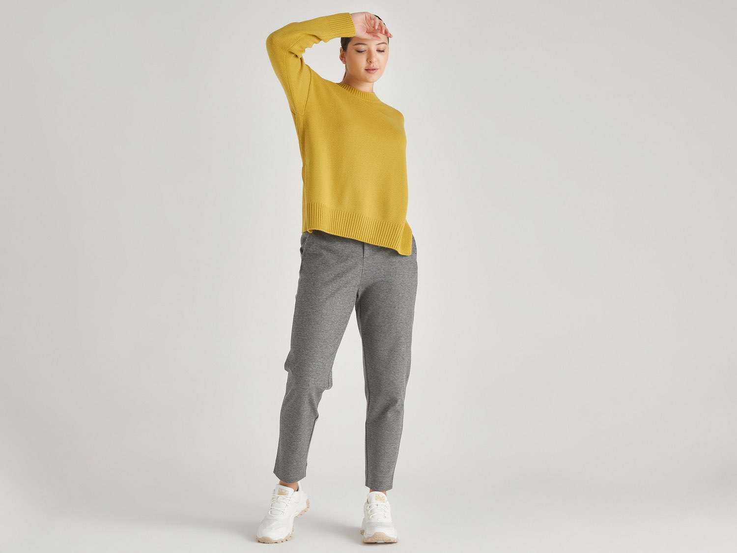 Benetton Kadın Sarı Yeşil Yün Karışımlı Boxy Fit Kazak. 1 Benetton Kadın Sarı Yeşil Yün Karışımlı Boxy Fit Kazak. 1