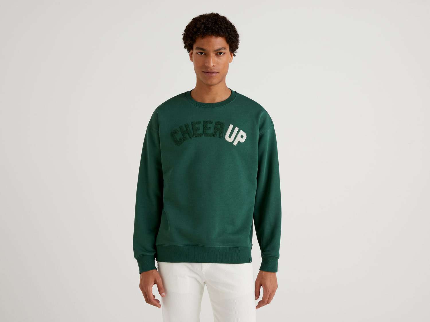 Benetton Erkek Yeşil Kolej Baskılı Sweatshirt. 1