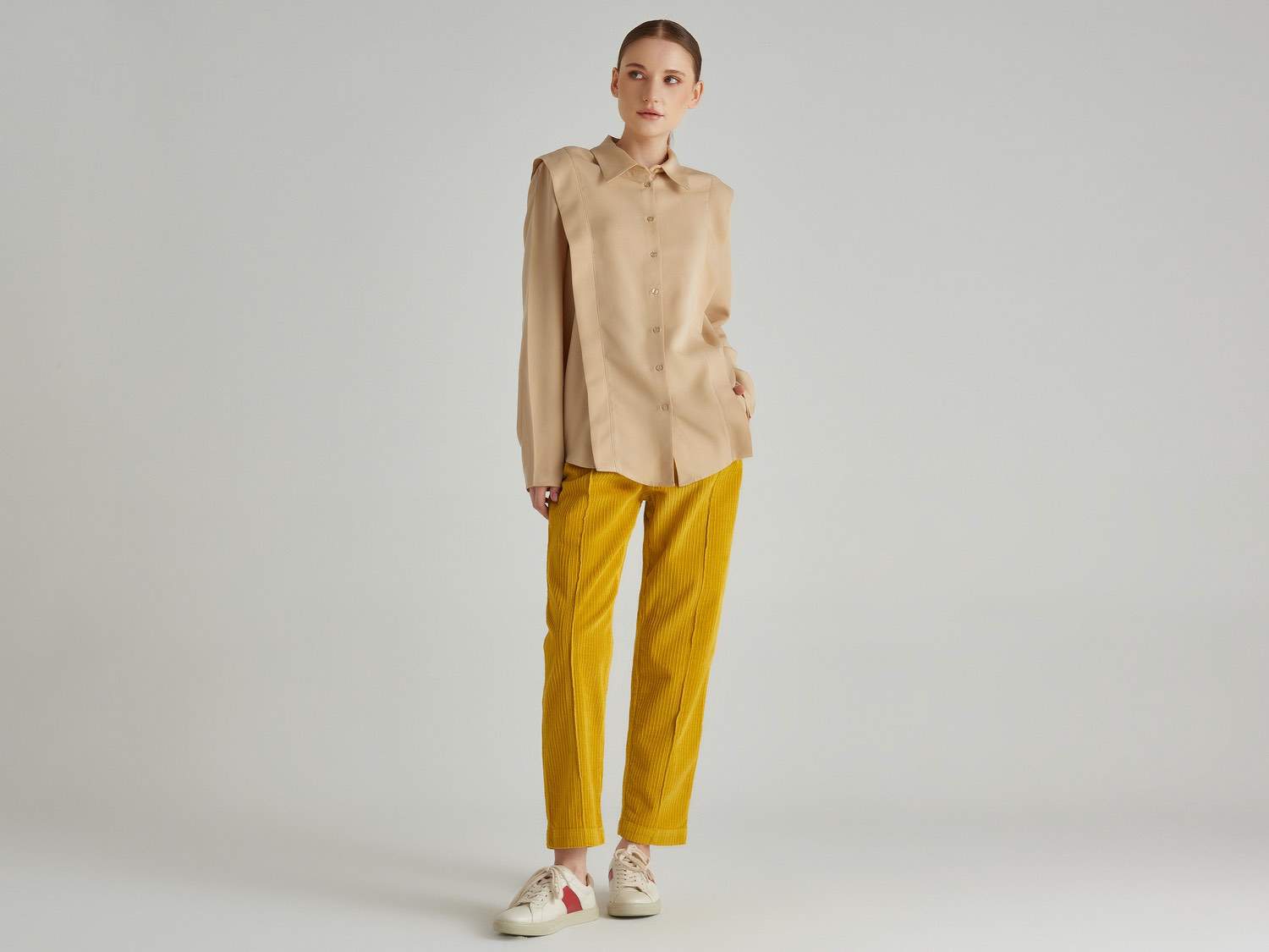 Benetton Kadın Taş Slim Fit Viskoz Gömlek. 1 Benetton Kadın Taş Slim Fit Viskoz Gömlek. 1
