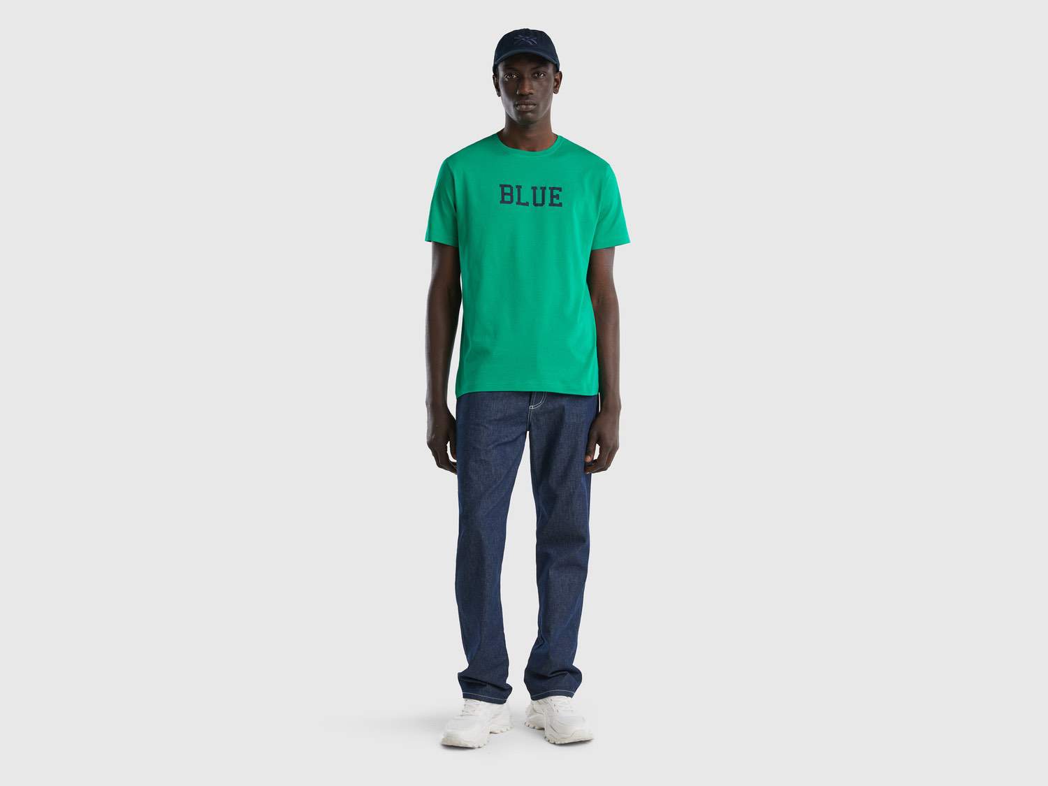 Benetton Erkek Yeşil %100 Koton Renk Yazı Baskılı T Shirt. 1