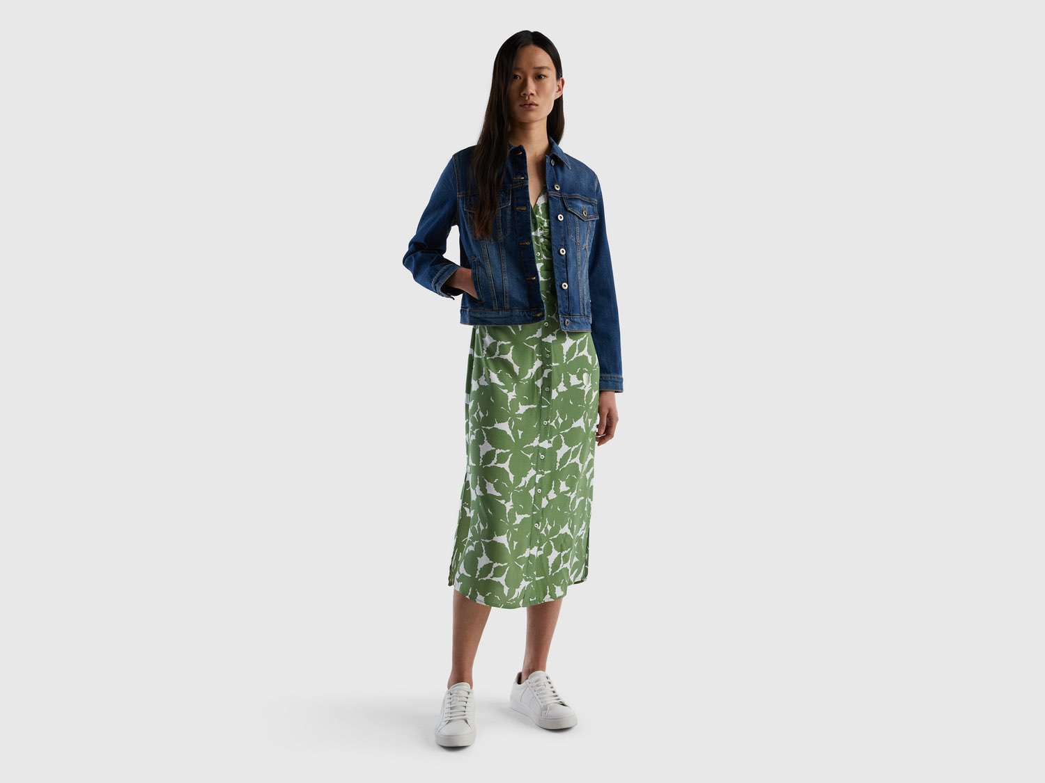 Benetton Kadın Yeşil Mix %100 Viskoz Uzun Kollu Çiçek Desenli Elbise. 1