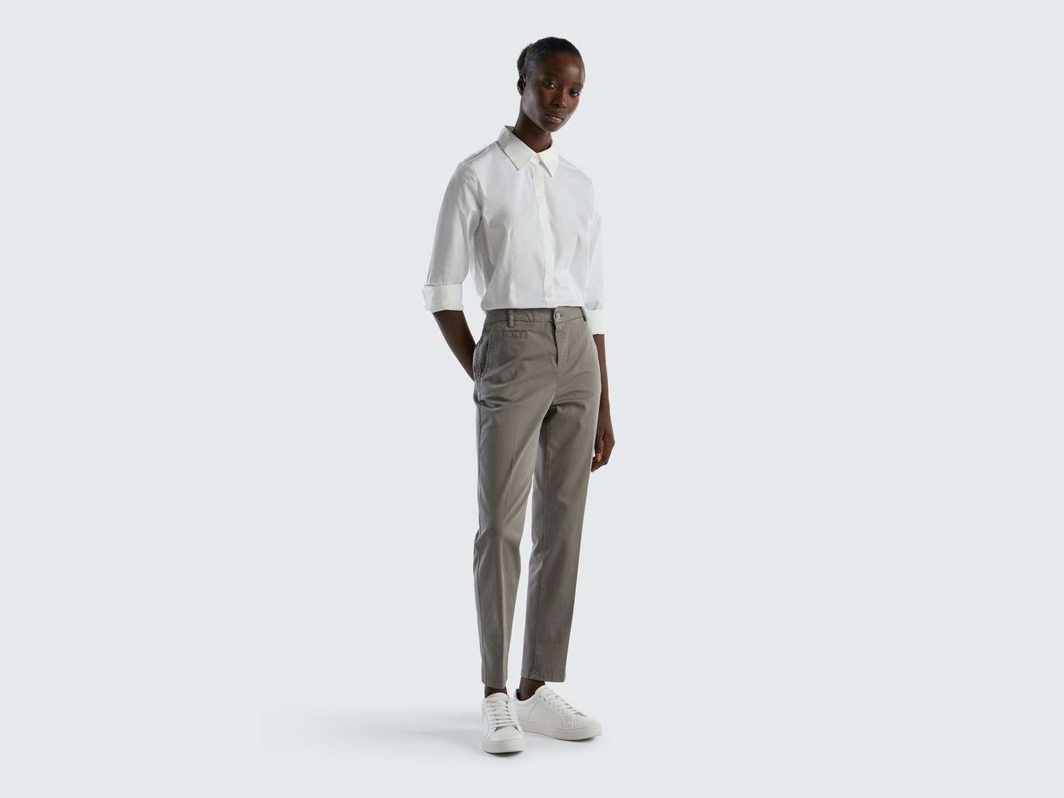 Benetton Kadın Gri Elastanlı Basic Chino Pantolon. 1 Benetton Kadın Gri Elastanlı Basic Chino Pantolon. 1