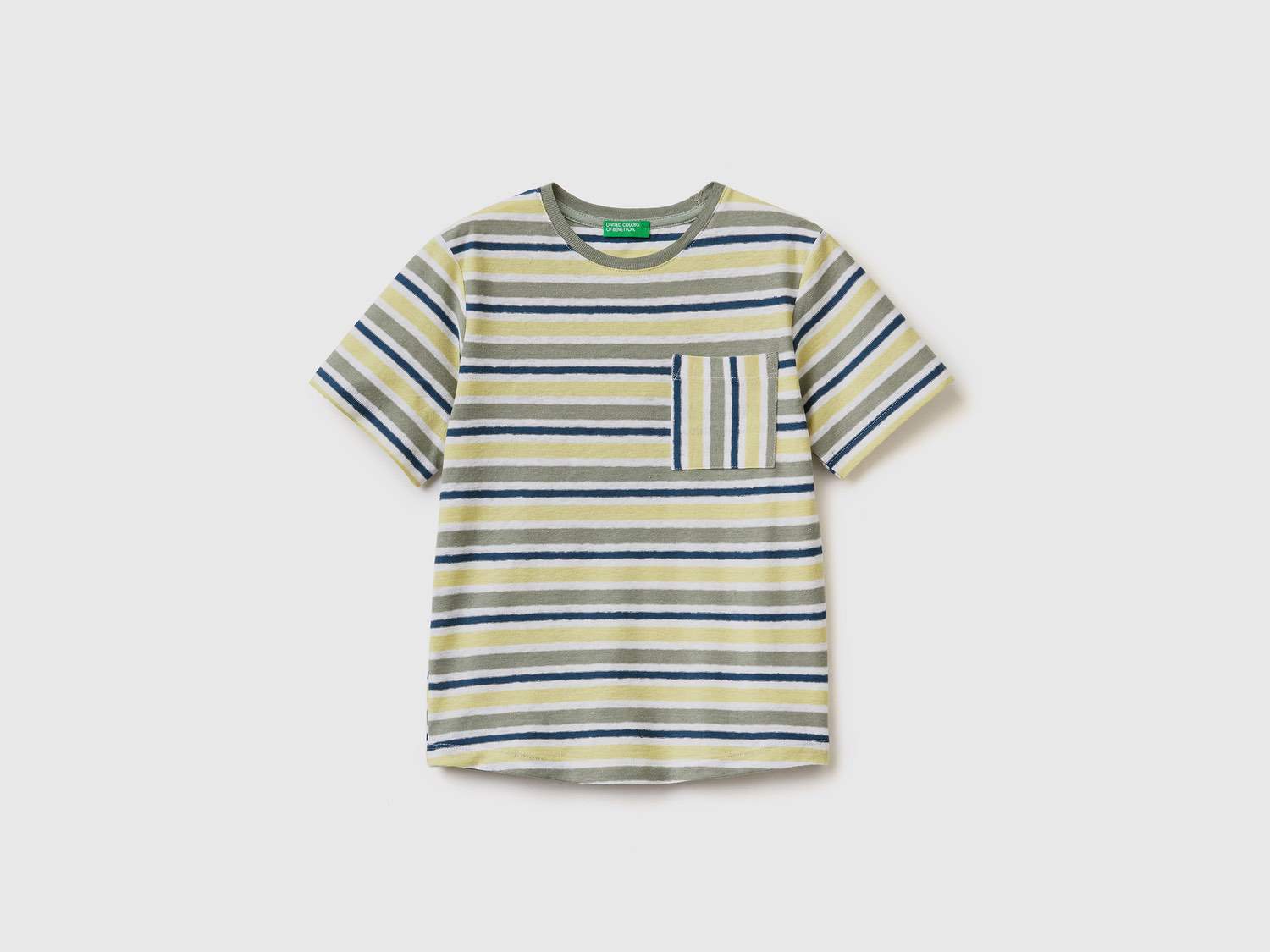 Benetton Erkek Çocuk Mix Keten Karışımlı Çizgili Cepli T Shirt. 1