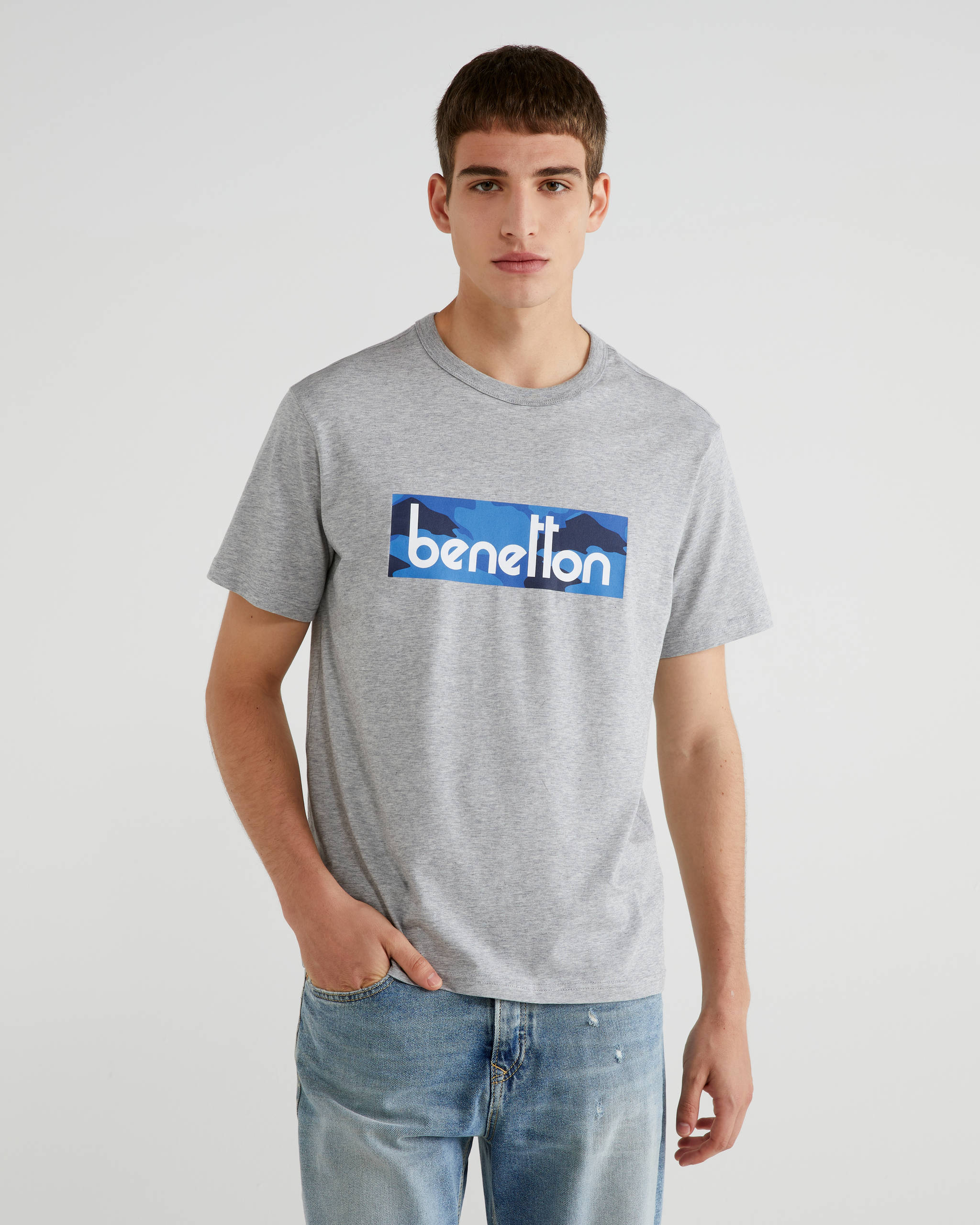 Benetton Logolu Tshirt. 1
