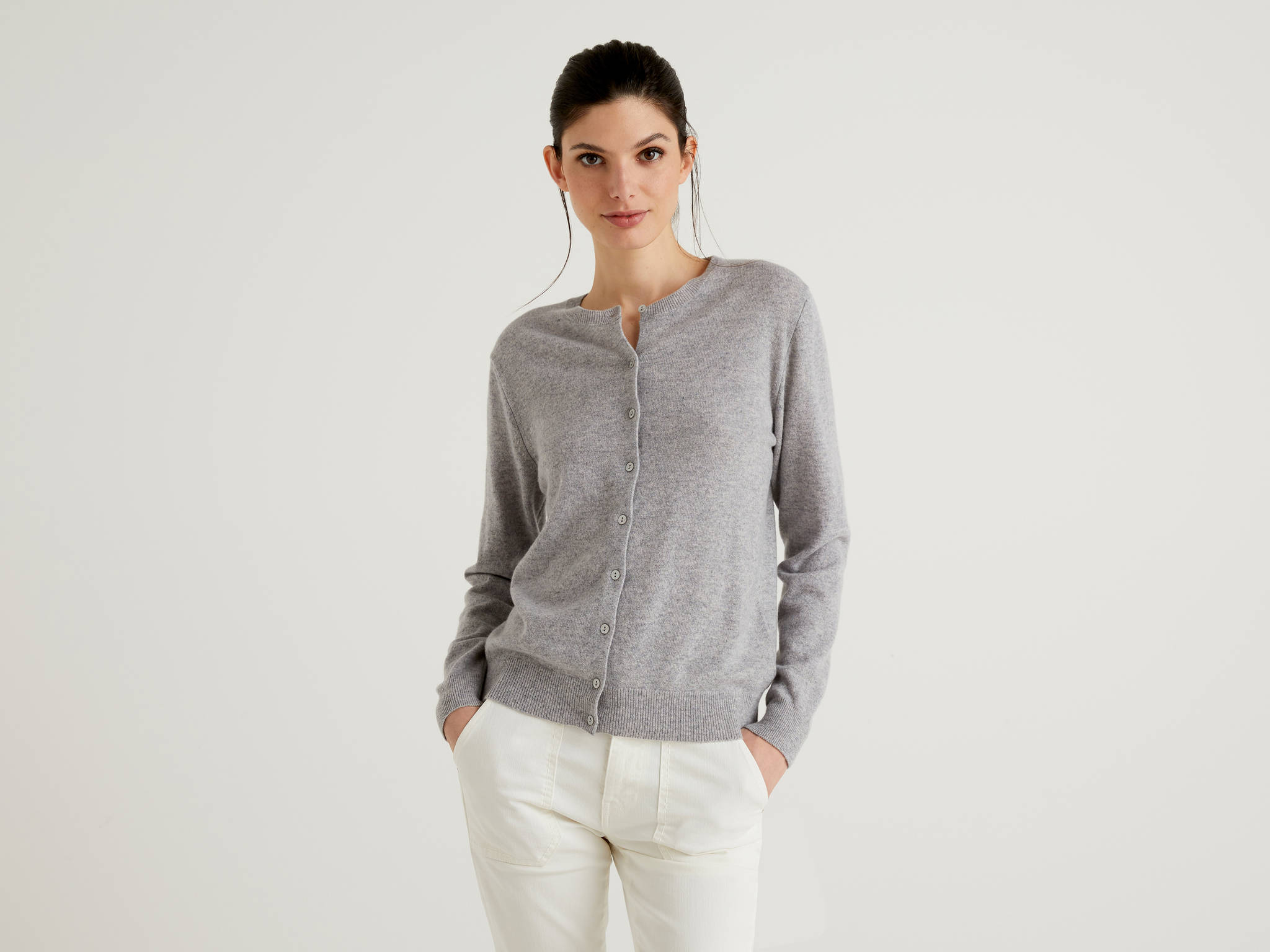 Benetton Kadın Gri Melanj Bisiklet Yaka Merino Hırka. 1 Benetton Kadın Gri Melanj Bisiklet Yaka Merino Hırka. 1