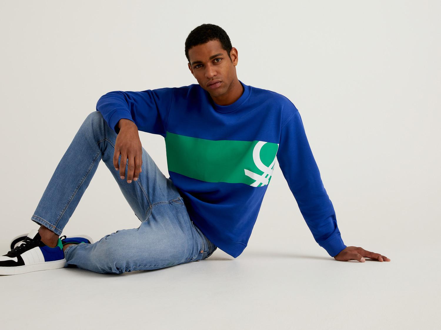Benetton Erkek Saks Mavi Logolu Sweatshirt. 1
