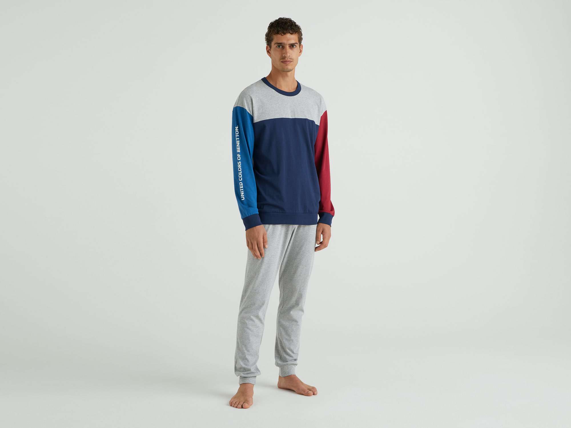 Benetton Erkek Gri Melanj Renk Bloklu Pijama Takımı. 1 Benetton Erkek Gri Melanj Renk Bloklu Pijama Takımı. 1