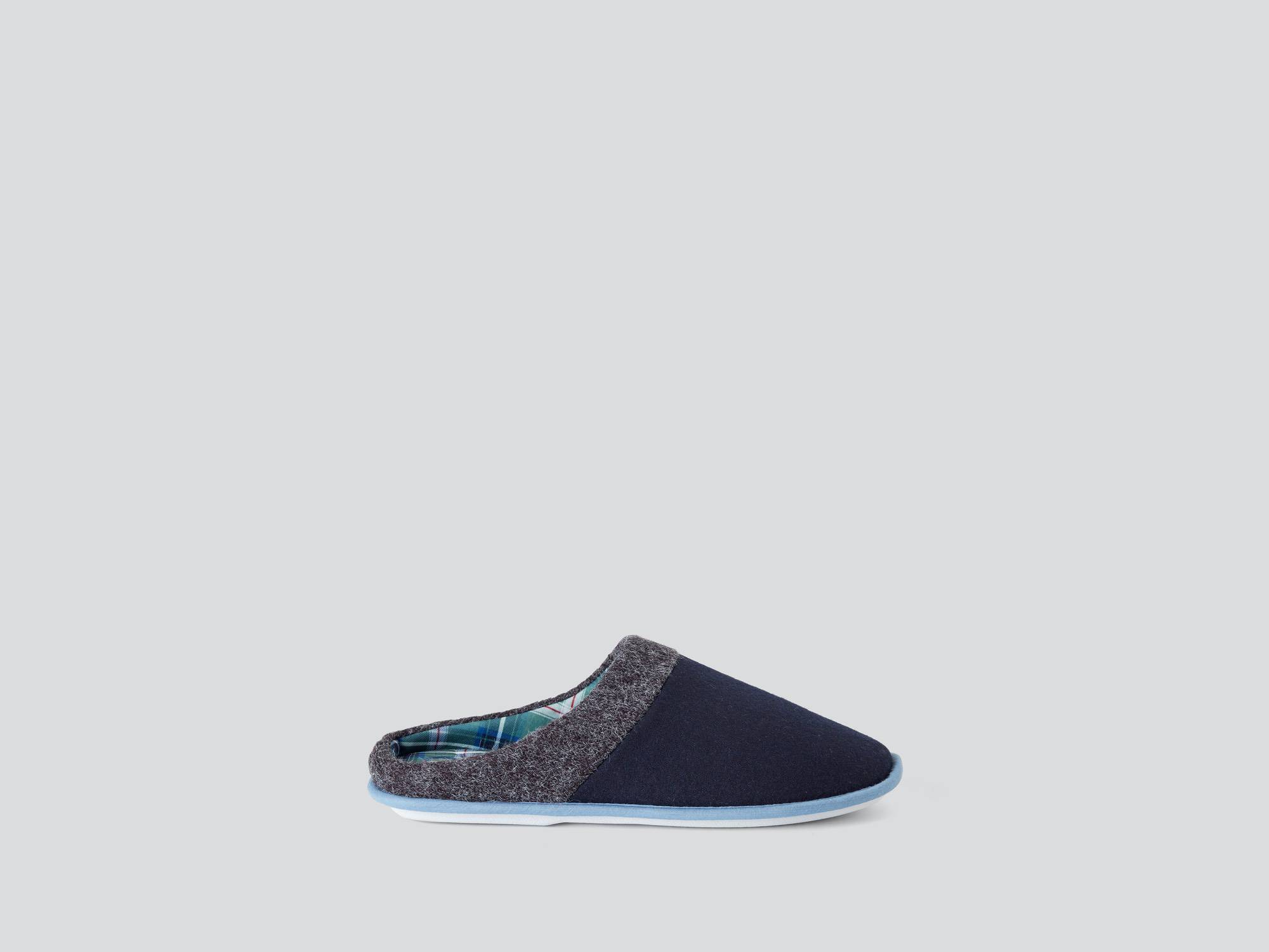 Benetton Unisex Mix Logolu Terlik. 1 Benetton Unisex Mix Logolu Terlik. 1