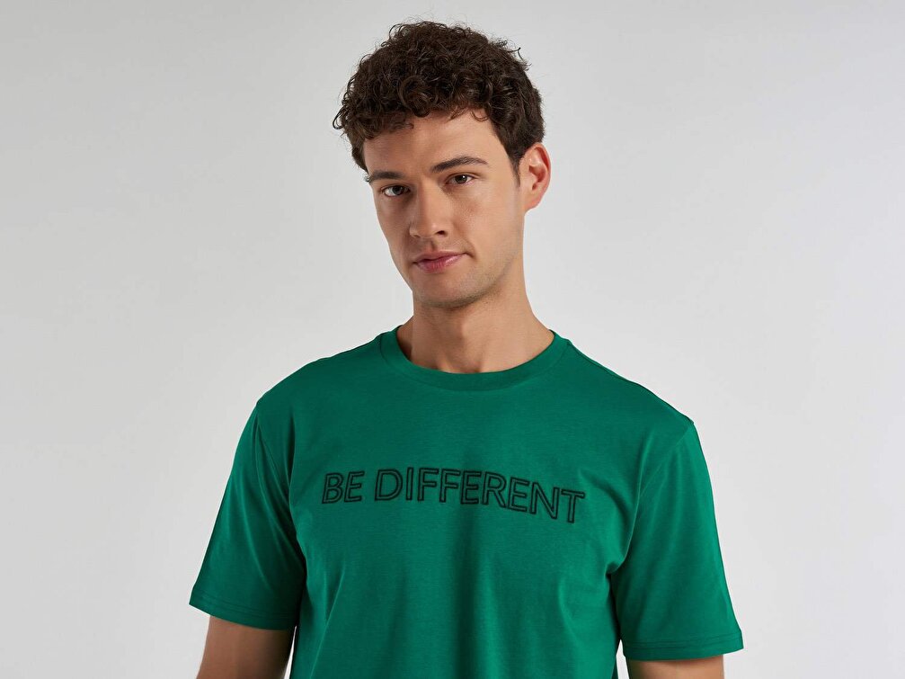 Benetton Erkek Ördek Başı Be Slogan Basklı T-Shirt