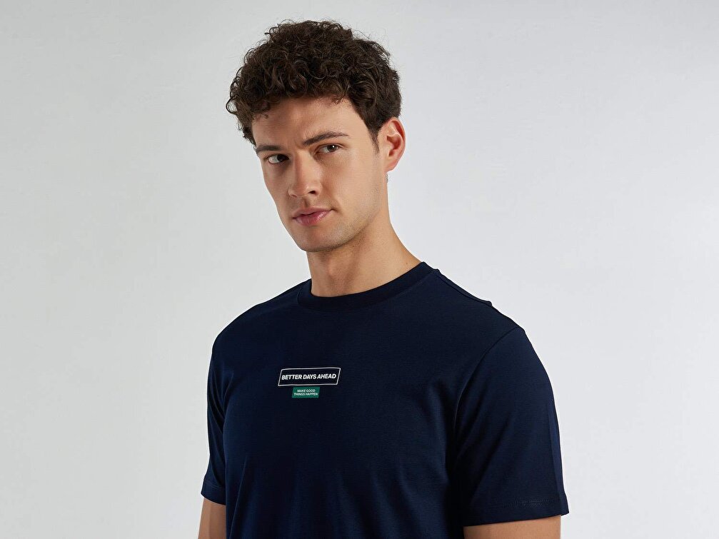 Benetton Erkek Lacivert Tematik Baskılı %100 Koton T-Shirt