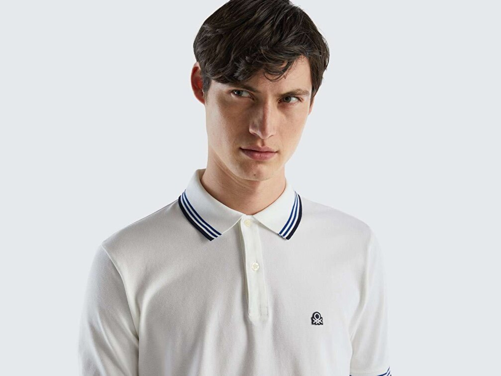 Benetton Erkek Beyaz Kol ve Yaka Ucu Çizgili Polo