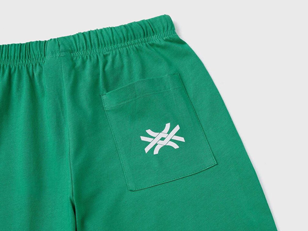 Benetton Erkek Çocuk Yeşil Slogan Yazı Baskılı T-Shirt Şort Takım