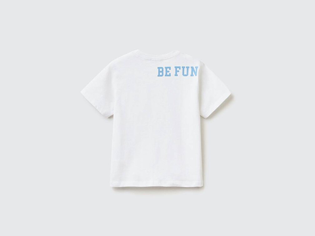 Benetton Erkek Çocuk Beyaz Omzu Slogan Baskılı Cepli T-Shirt