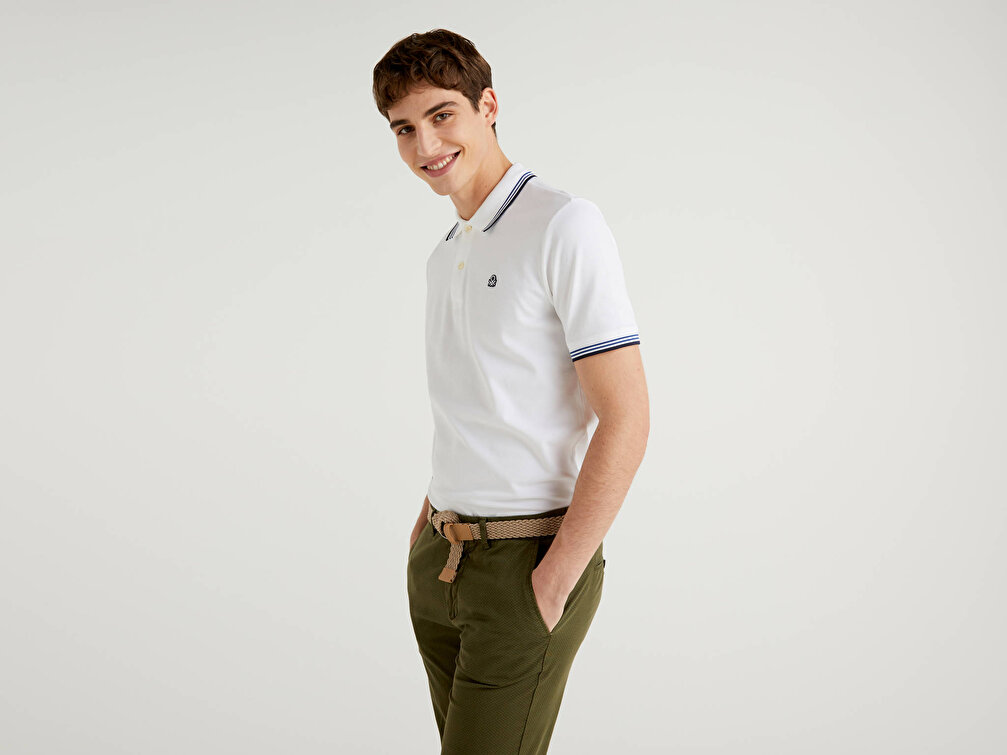 Benetton Erkek Beyaz Kol ve Yaka Ucu Çizgili Polo