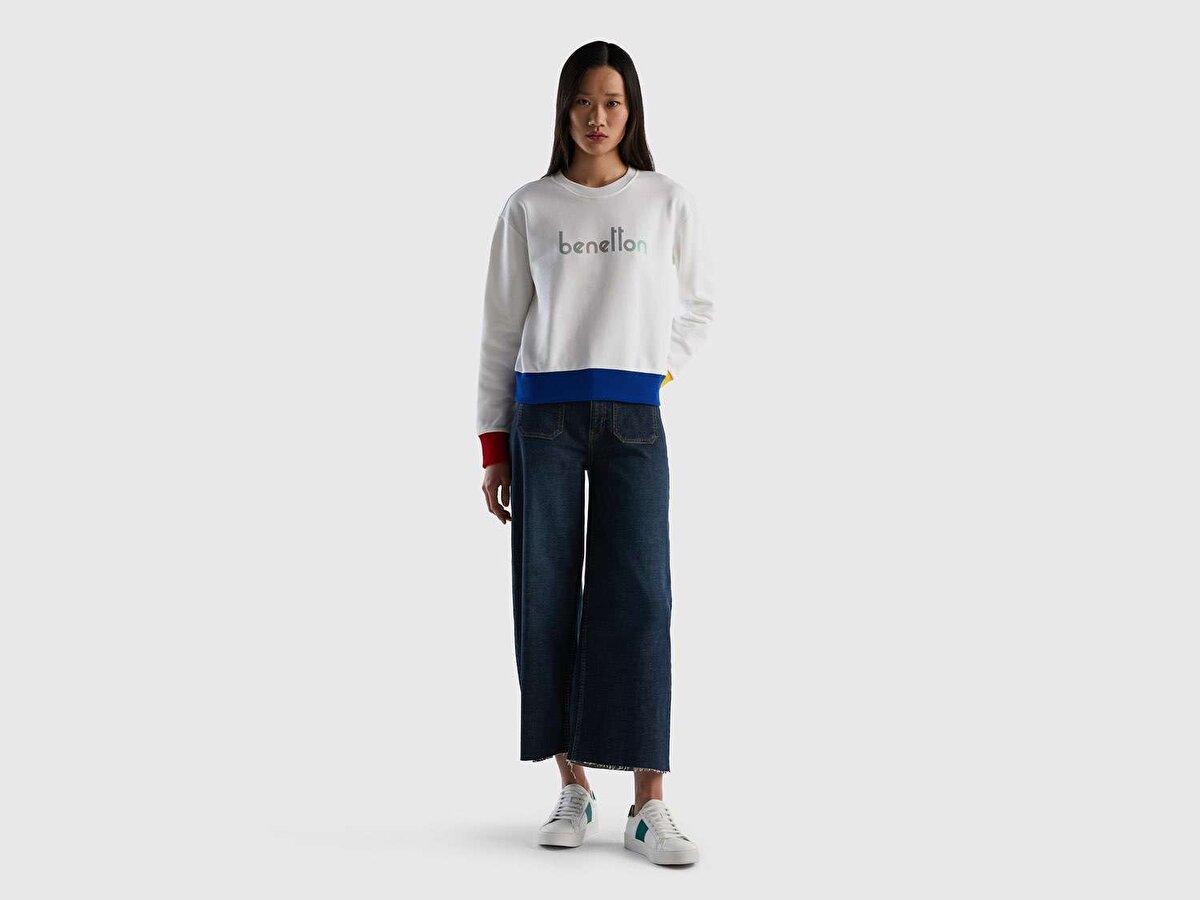 Kadın Beyaz Mix Benettton Yazılı Crop Sweatshirt