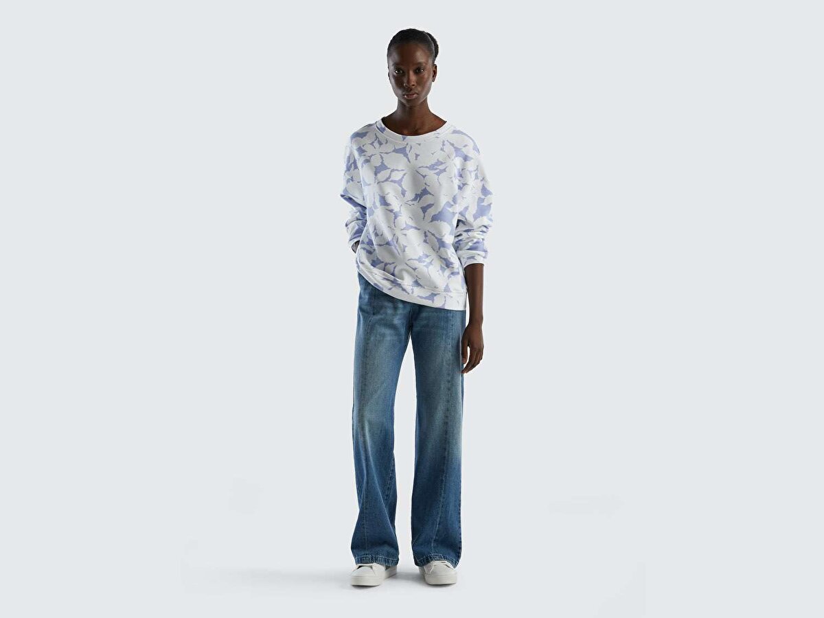 Kadın Mavi-Beyaz Mix Çiçek Desenli Rahat Kalıp Sweatshirt