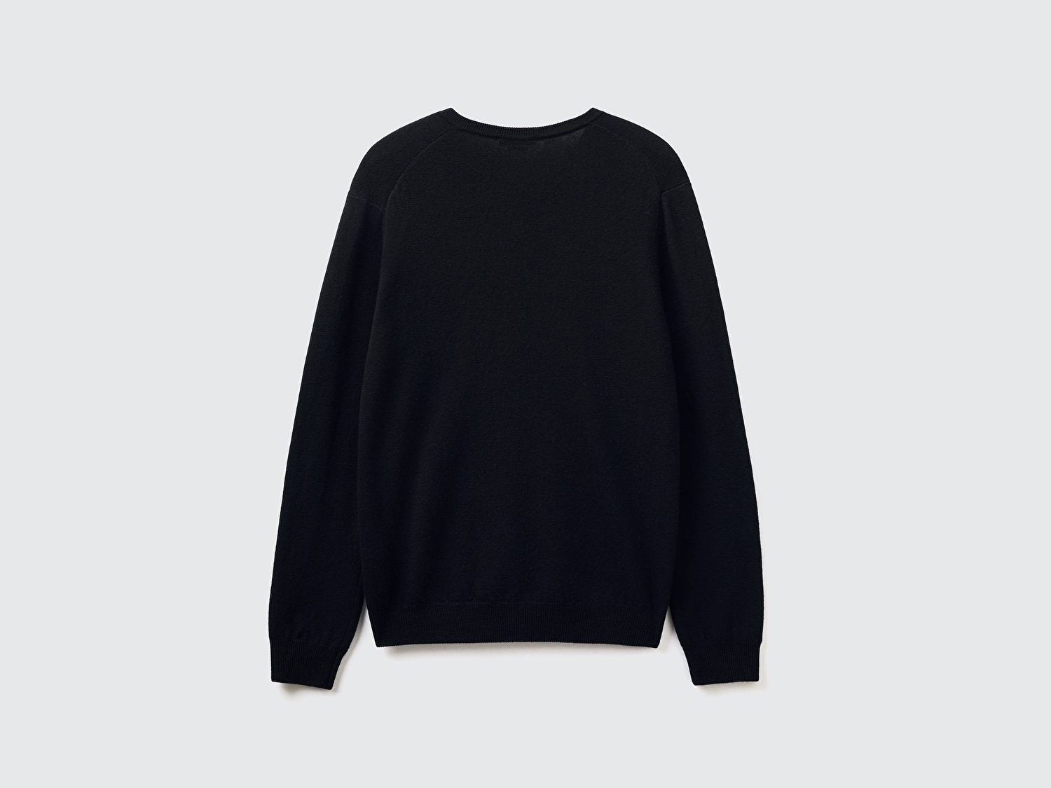 Benetton Erkek Siyah V Yaka %100 Merino Kazak