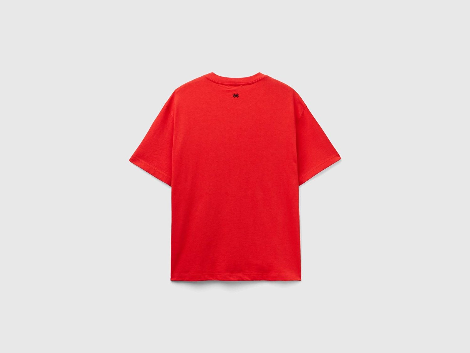 Benetton Erkek Kırmızı %100 Koton Tavşan Baskılı T-Shirt