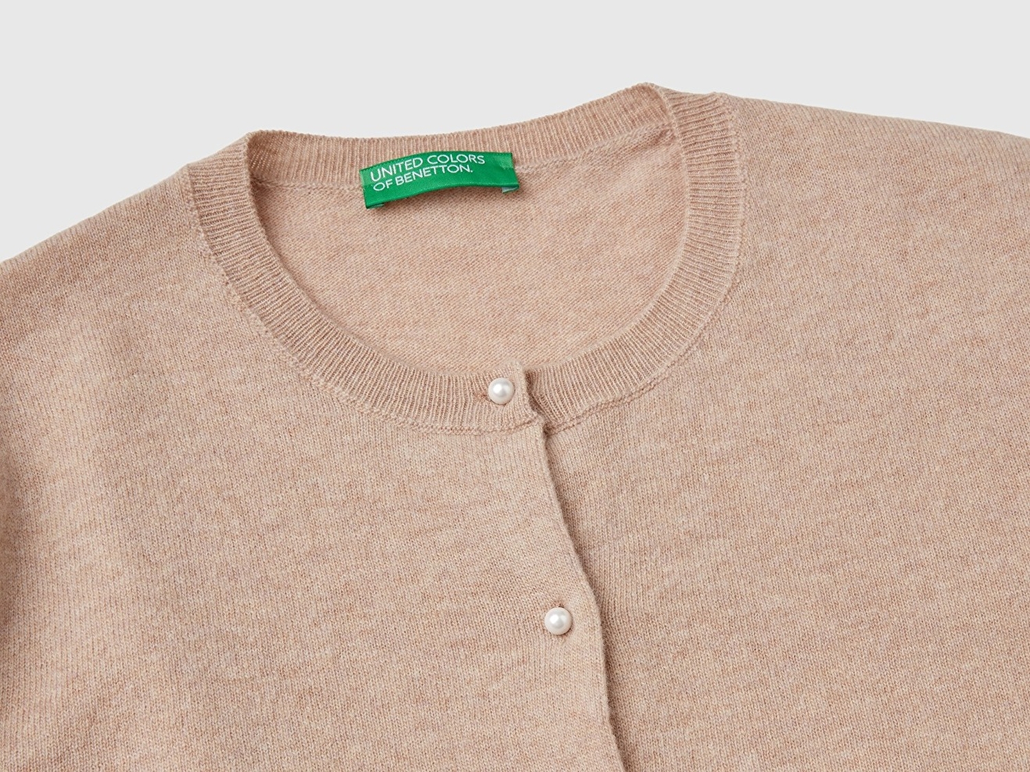 Benetton Kadın Ekru %100 Merino Bisiklet Yaka İnci Düğmeli  Hırka