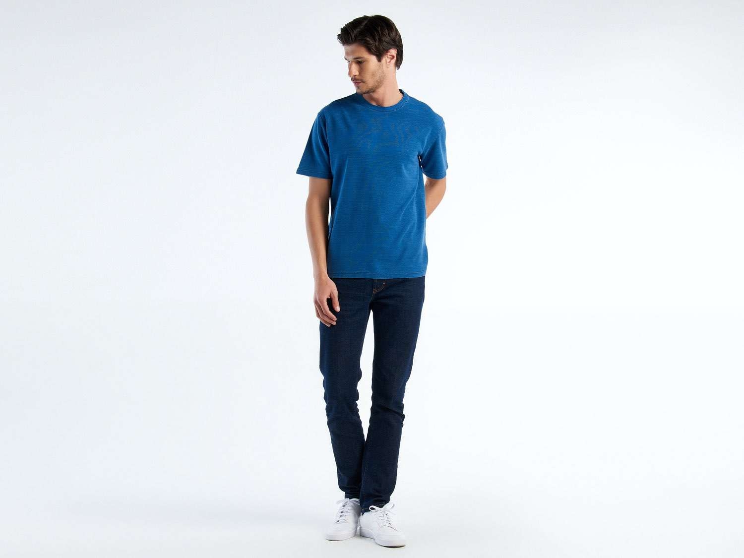 Benetton Erkek Mavi %100 Pamuk Arkası Logo İşlemeli Bisiklet Yaka Basic T-Shirt