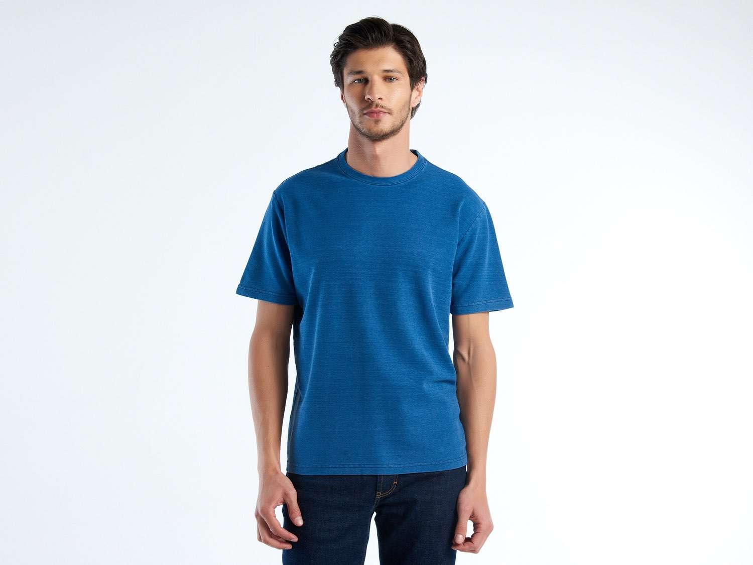 Benetton Erkek Mavi %100 Pamuk Arkası Logo İşlemeli Bisiklet Yaka Basic T-Shirt
