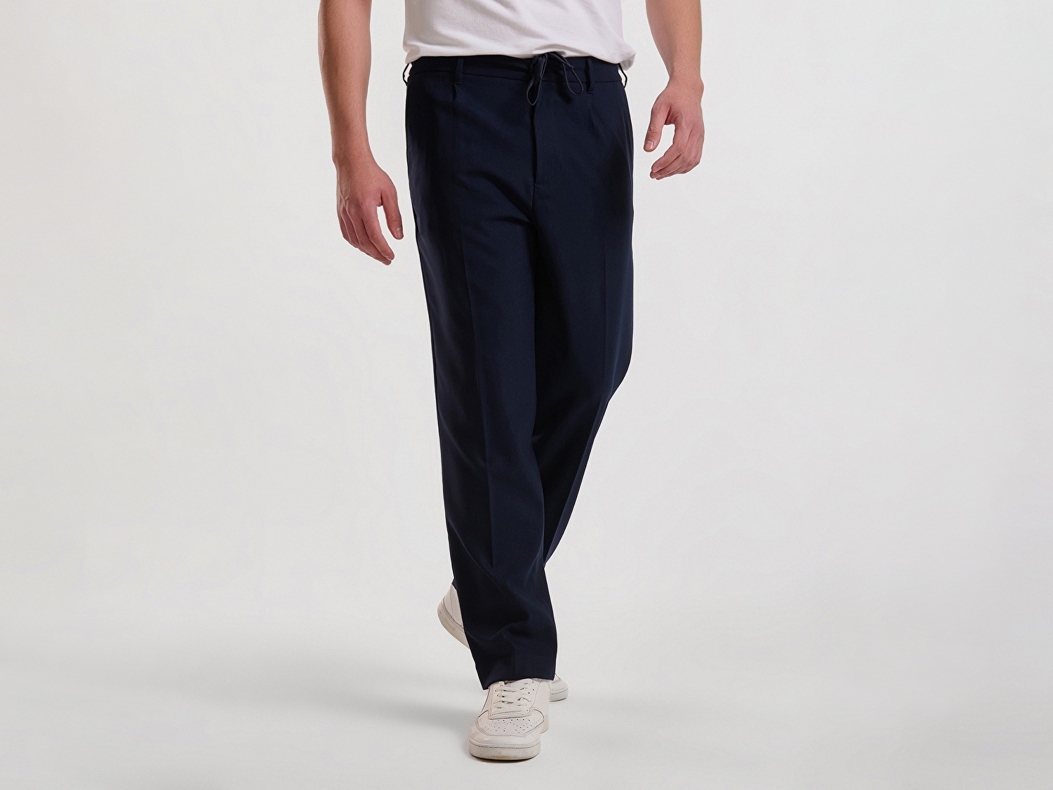 Benetton Erkek Lacivert Viskoz Karışımlı Beli İpli Regular Fit Chino Pantolon