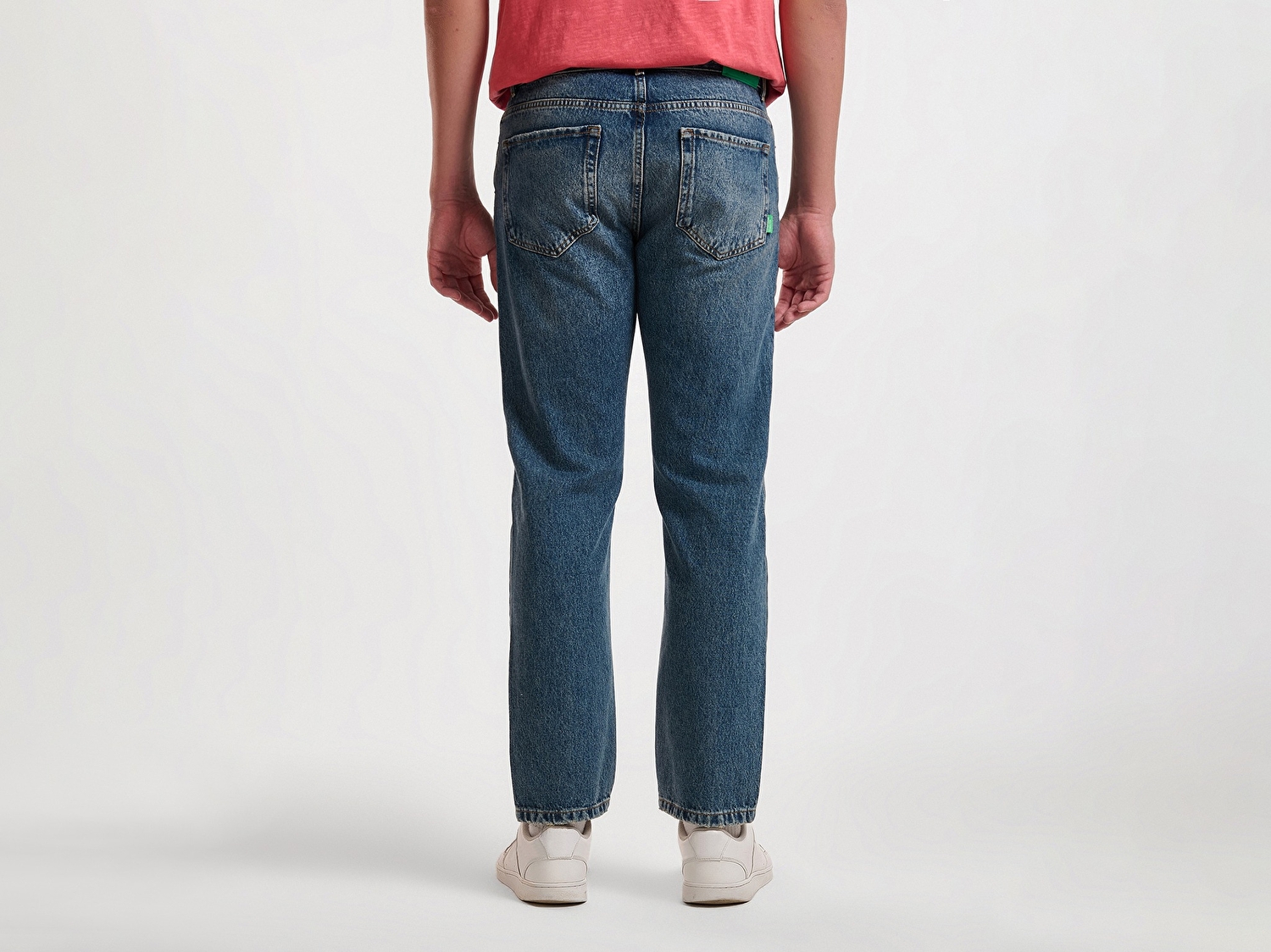 Benetton Erkek Koyu Mavi %100 Pamuk Eskitme Efektli 5 Cepli Denim Pantolon