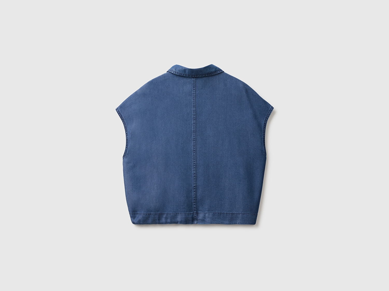 Benetton Kadın Açık Mavi Tencel Denim Büzgü Detaylı Gömlek Yaka Yelek