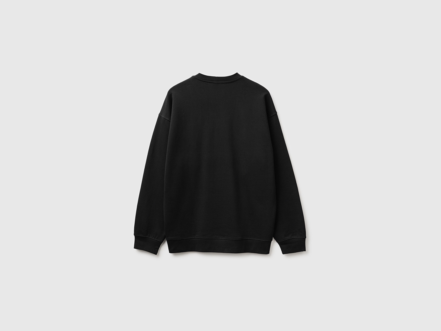 Benetton Erkek Siyah %100 Pamuk Önü Logo İşlemeli Bisiklet Yaka Sweatshirt
