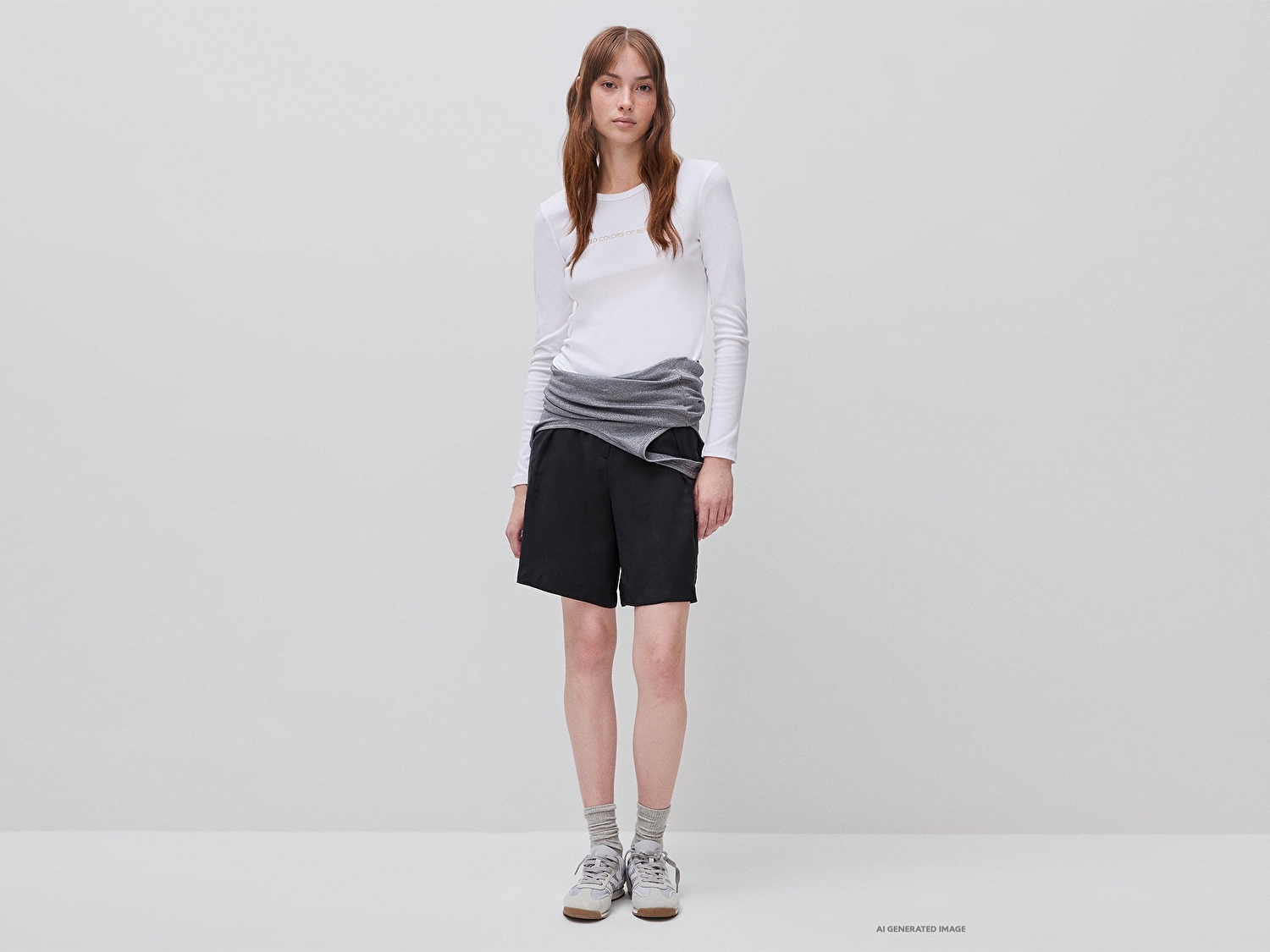 Benetton Kadın Beyaz %100 Pamuk Regular Fit Ribanalı Uzun Kollu T-Shirt