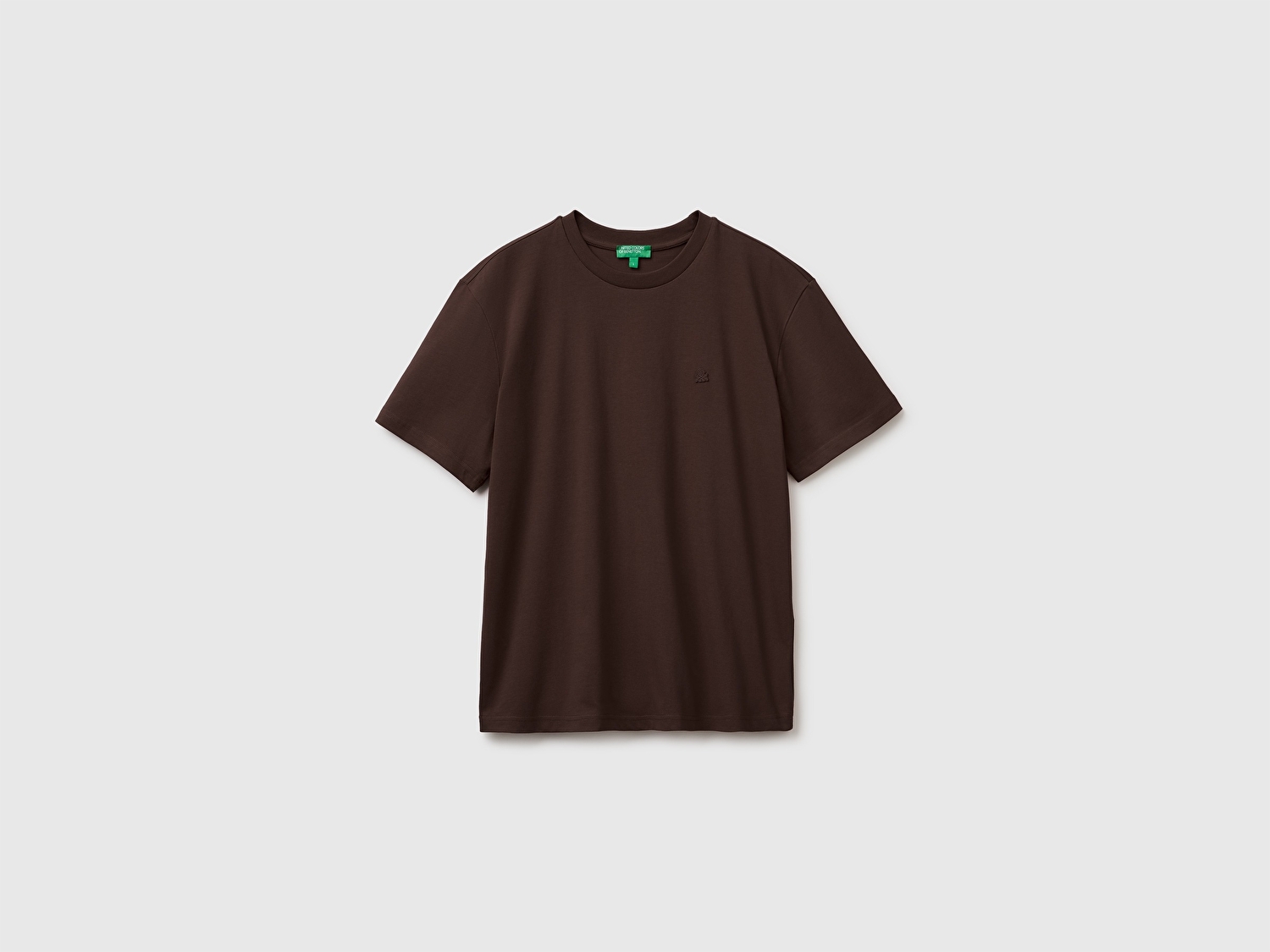 Benetton Erkek Koyu Kahverengi %100 Koton Logolu Bisiklet Yaka T-Shirt