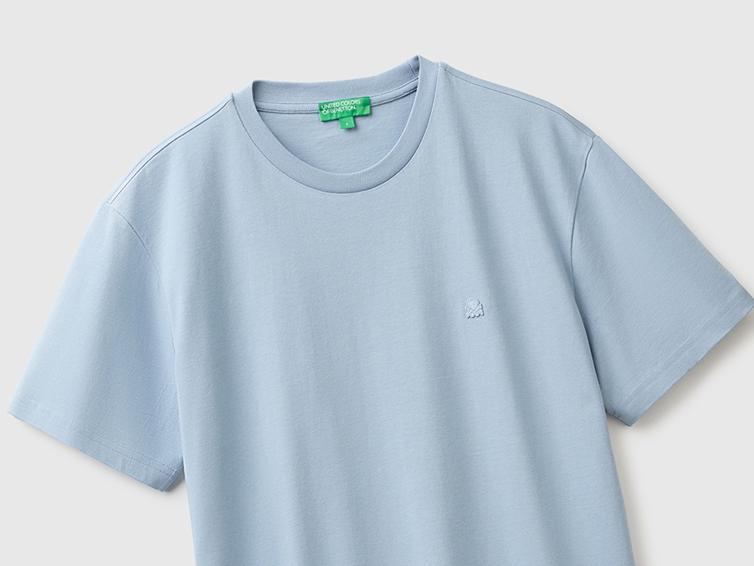 Benetton Erkek Açık Mavi %100 Koton Logolu Bisiklet Yaka T-Shirt