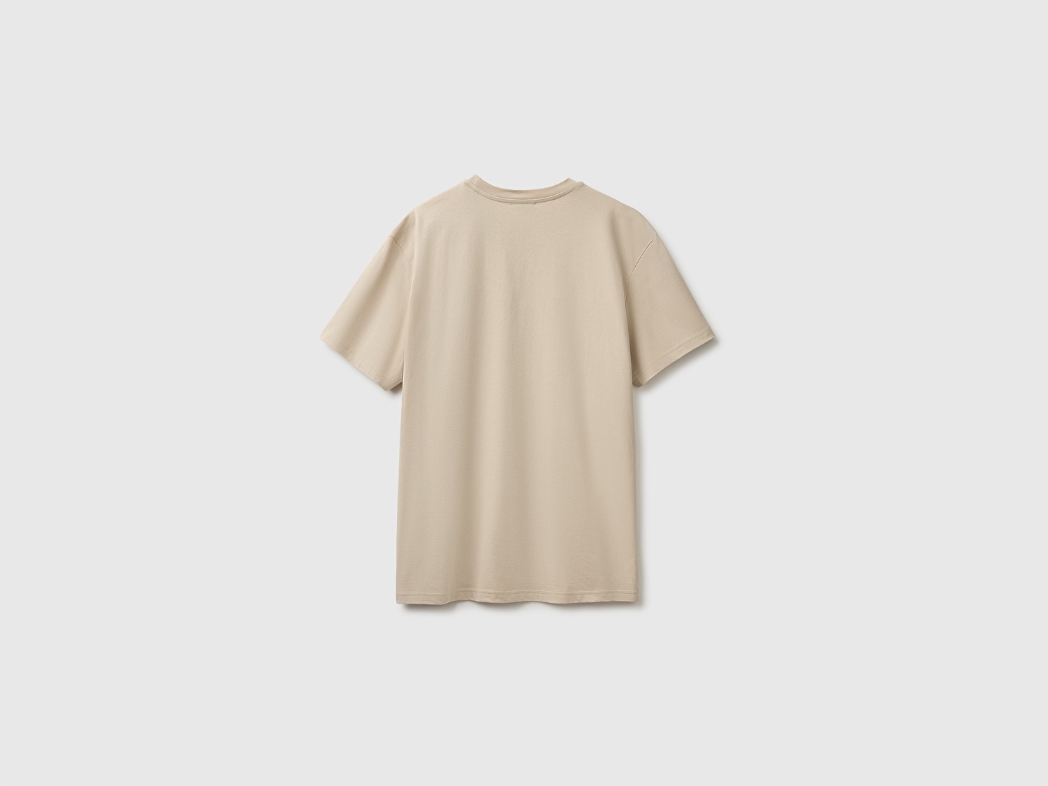 Benetton Erkek Bej %100 Koton Logolu Bisiklet Yaka T-Shirt