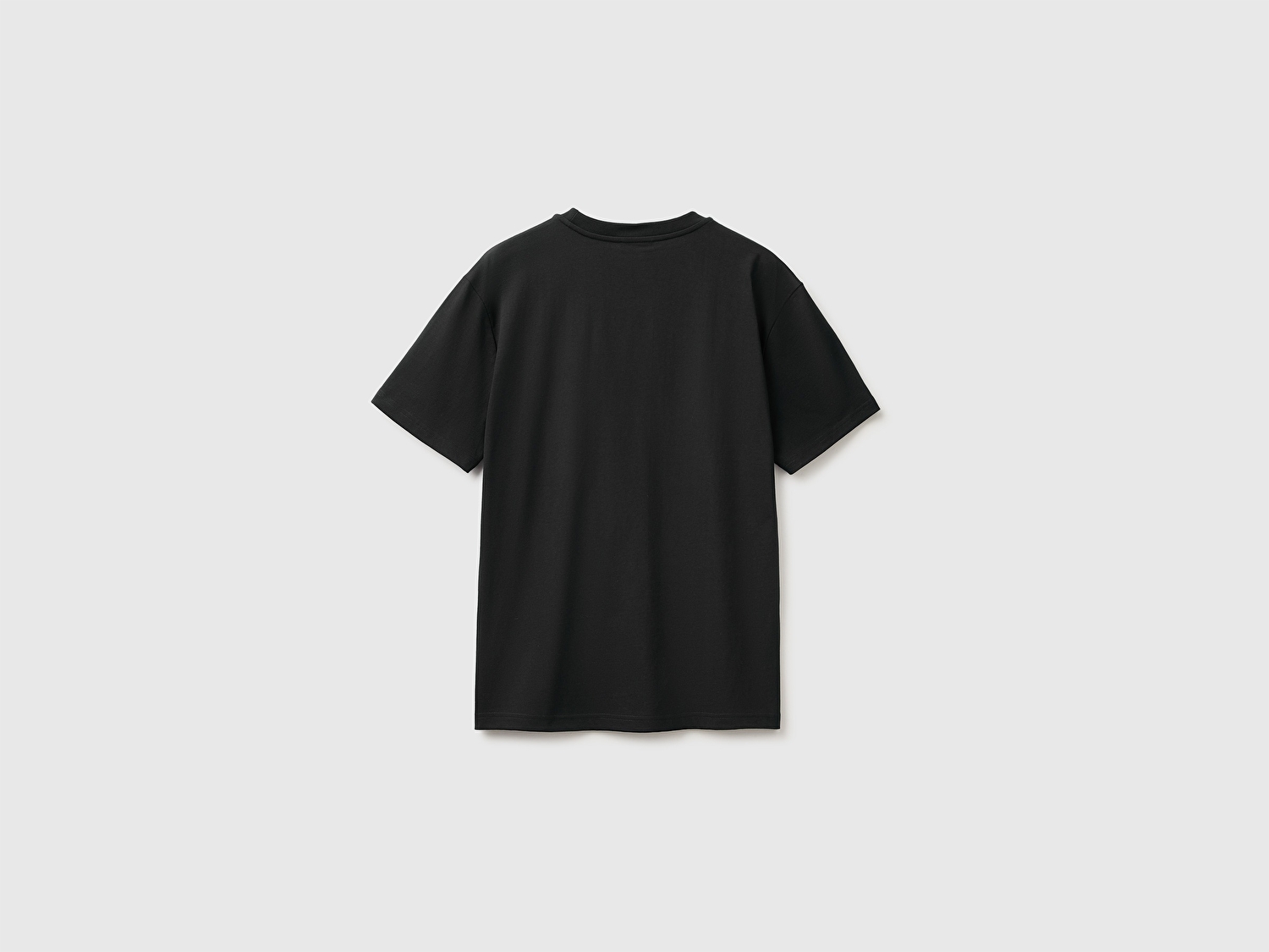 Benetton Erkek Siyah %100 Koton Logolu Bisiklet Yaka T-Shirt