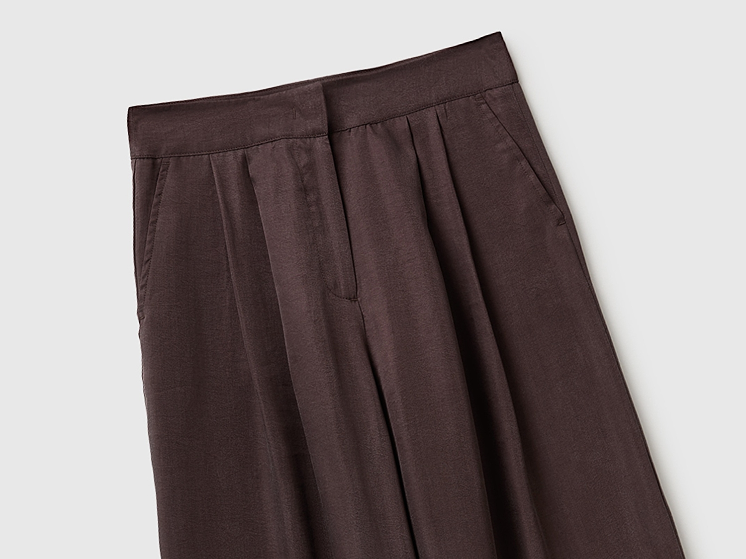 Benetton Kadın Koyu Kahverengi Bol Paça Cepli Pileli Pantolon