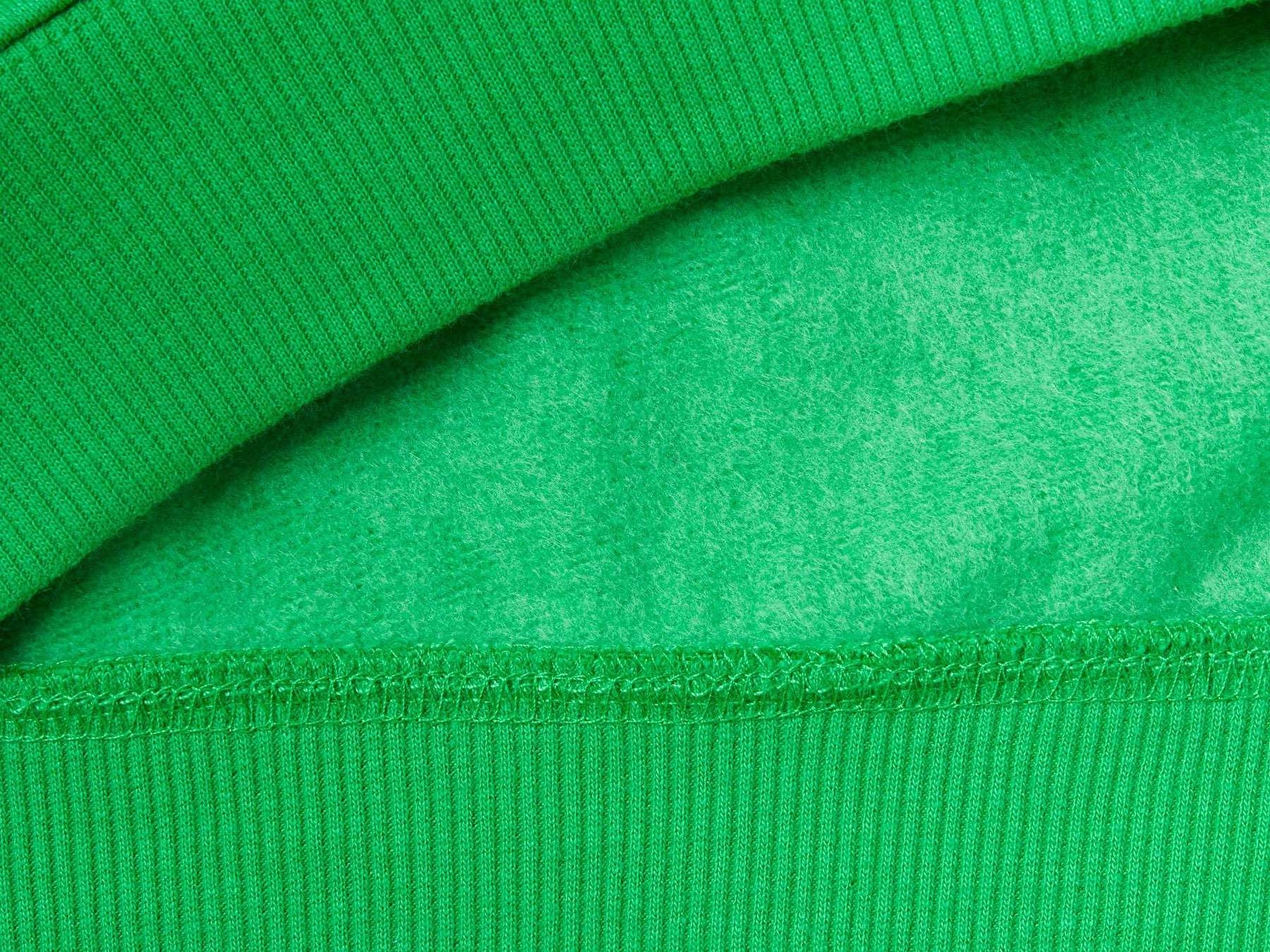 Benetton Erkek Çocuk Yeşil Slogan Baskılı Kanguru Cepli Sweatshirt