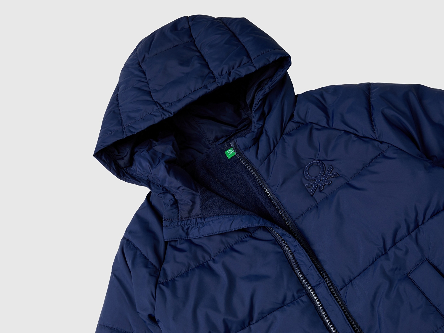 Benetton Erkek Bebek Lacivert Sol Göğsü Logo Yamalı Önü Cepli Kapüşonlu Fermuarlı Mont