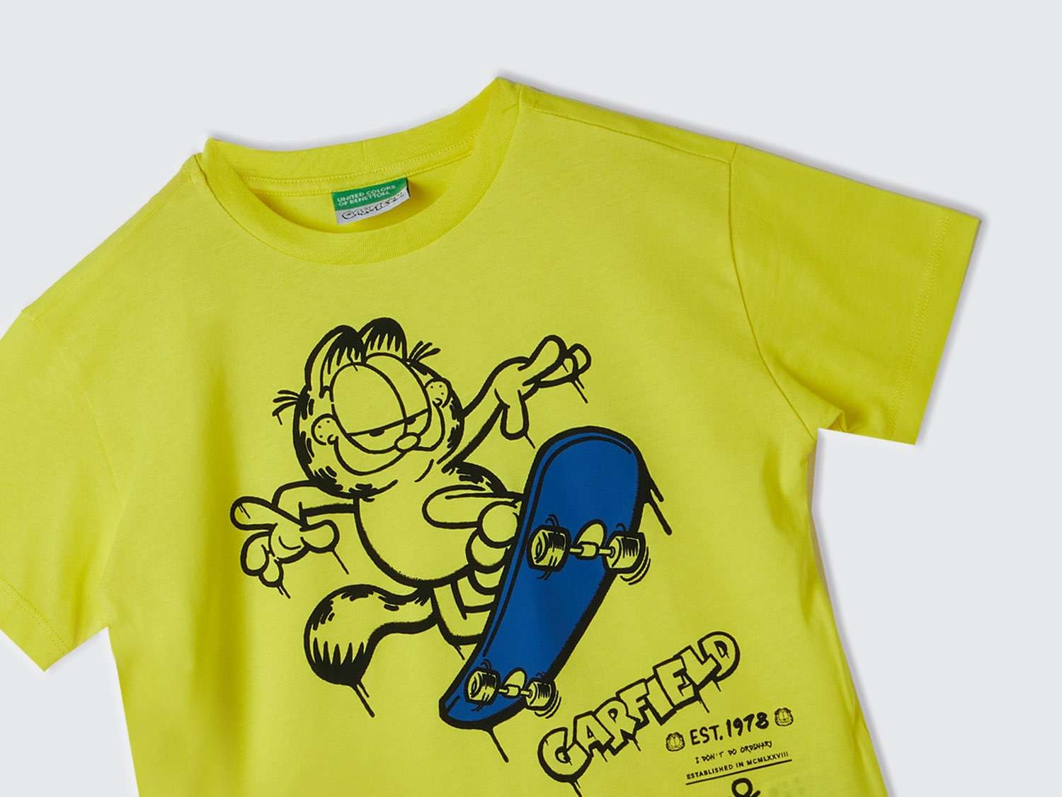 Benetton Erkek Çocuk Neon Sarı Garfield Baskılı Etek Ucu Logo Detaylı T-Shirt