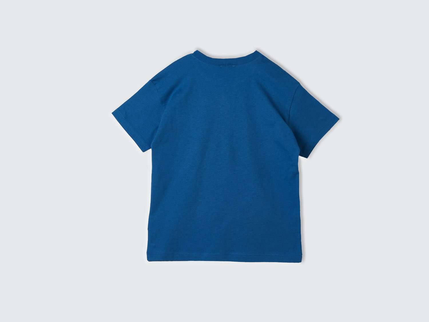 Benetton Erkek Çocuk Saks Mavi Önü Çok Renkli Baskılı Bisiklet Yaka Regular T-Shirt