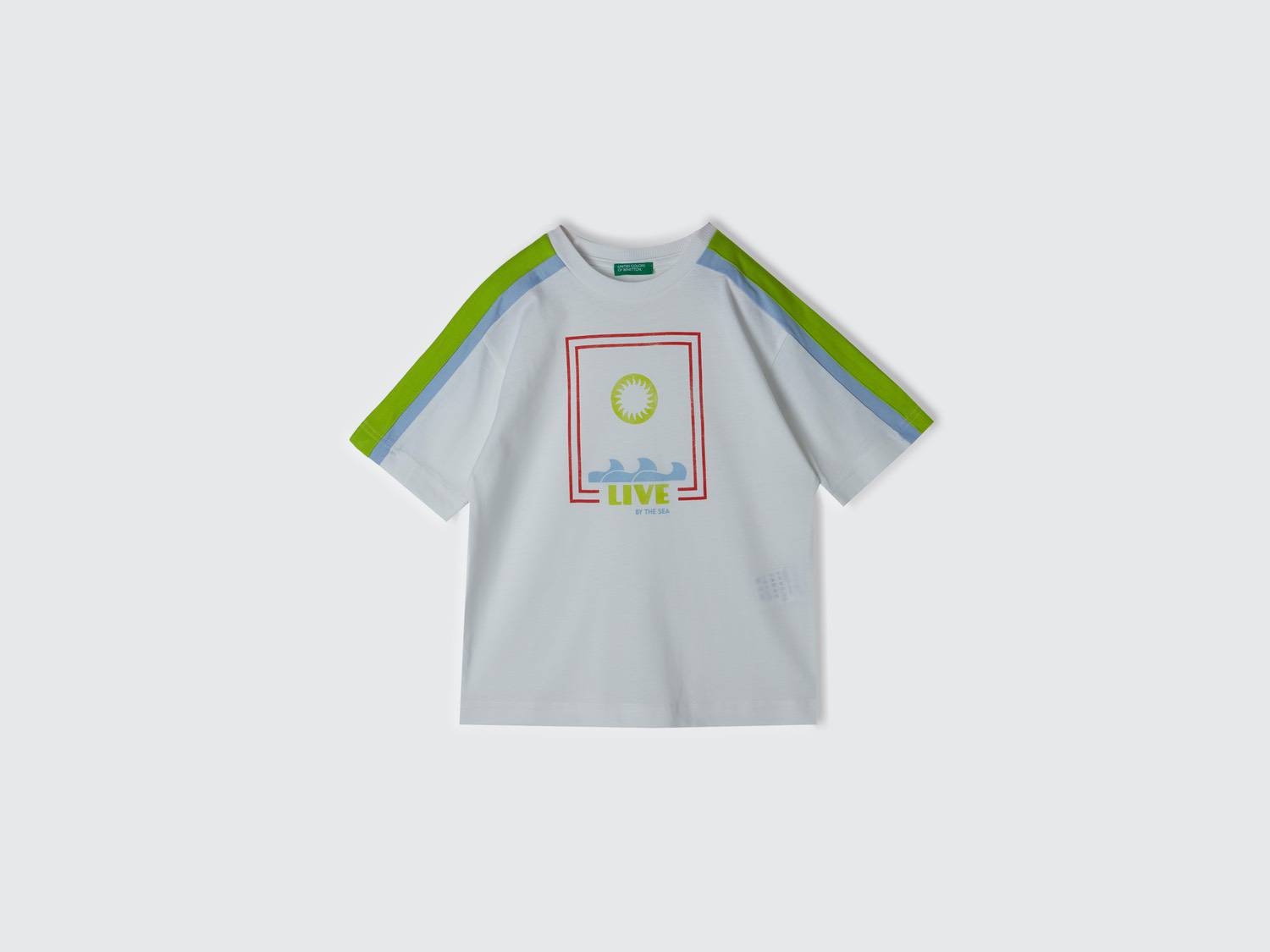 Benetton Erkek Çocuk Beyaz Önü Baskılı Omuzları Kontrast Şeritli Bisiklet Yaka T-Shirt