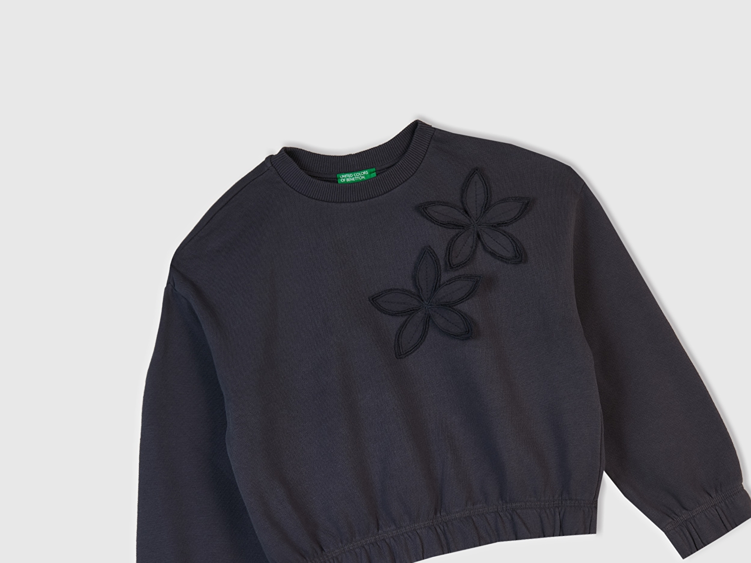Benetton Kız Çocuk Koyu Gri İşlemeli Aplikeli Logo Detaylı Ribana Relaxed Fit Sweatshirt