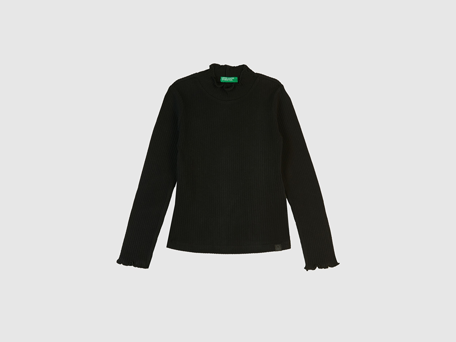 Benetton Kız Çocuk Siyah Logo Etiketli Fırfır Detaylı Bebe Yaka Uzun Kollu T-Shirt