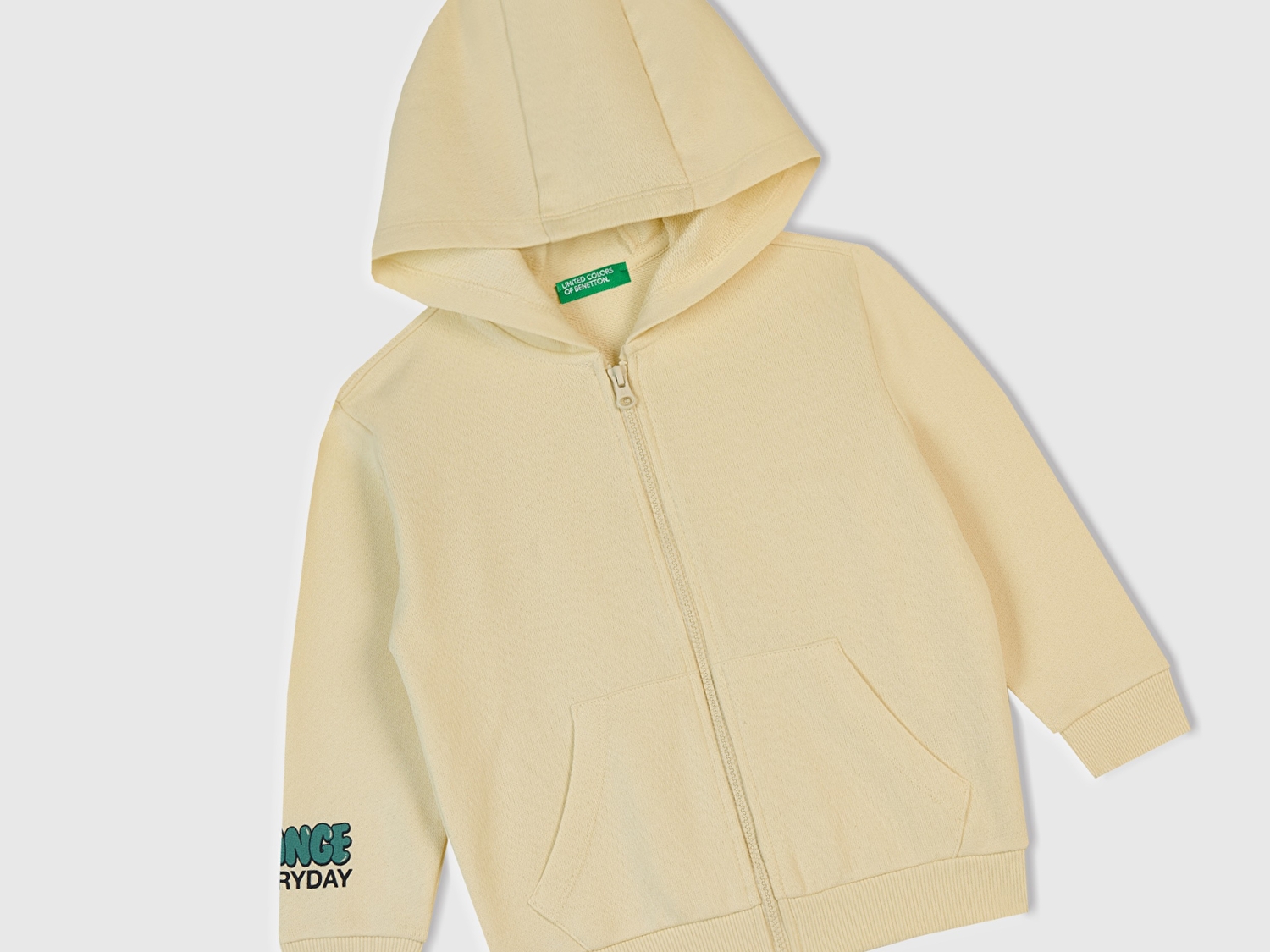 Benetton Erkek Bebek Krem Baskılı Fermuarlı Kapüşonlu Relaxed Fit Sweatshirt