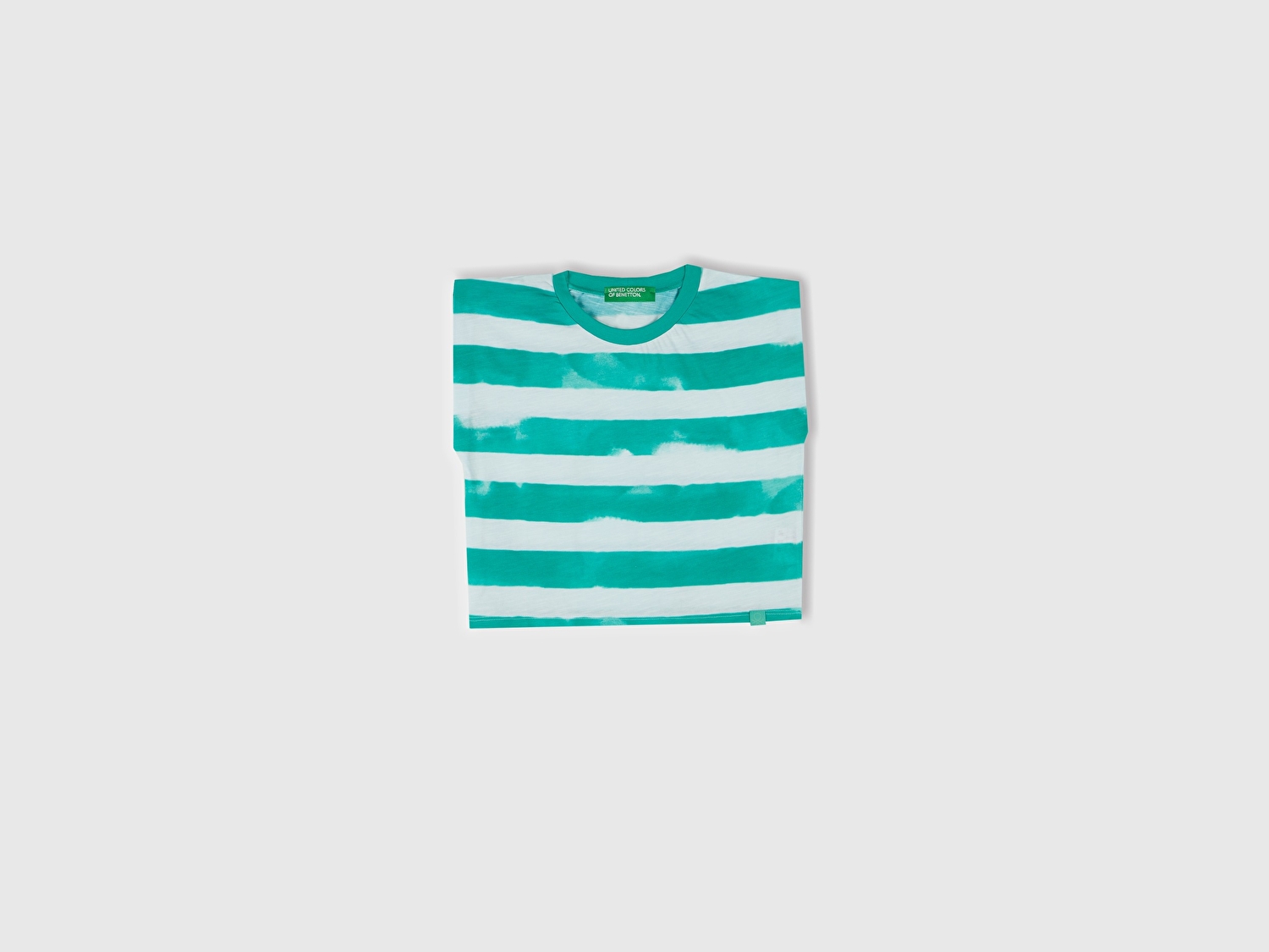 Benetton Kız Çocuk Yeşil Çizgili Boynu Nervürlü Logo Etiketi Detaylı Kolsuz T-Shirt