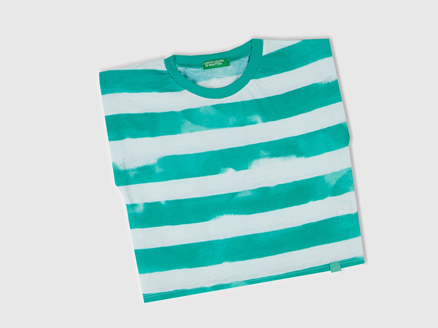 Benetton Kız Çocuk Yeşil Çizgili Boynu Nervürlü Logo Etiketi Detaylı Kolsuz T-Shirt