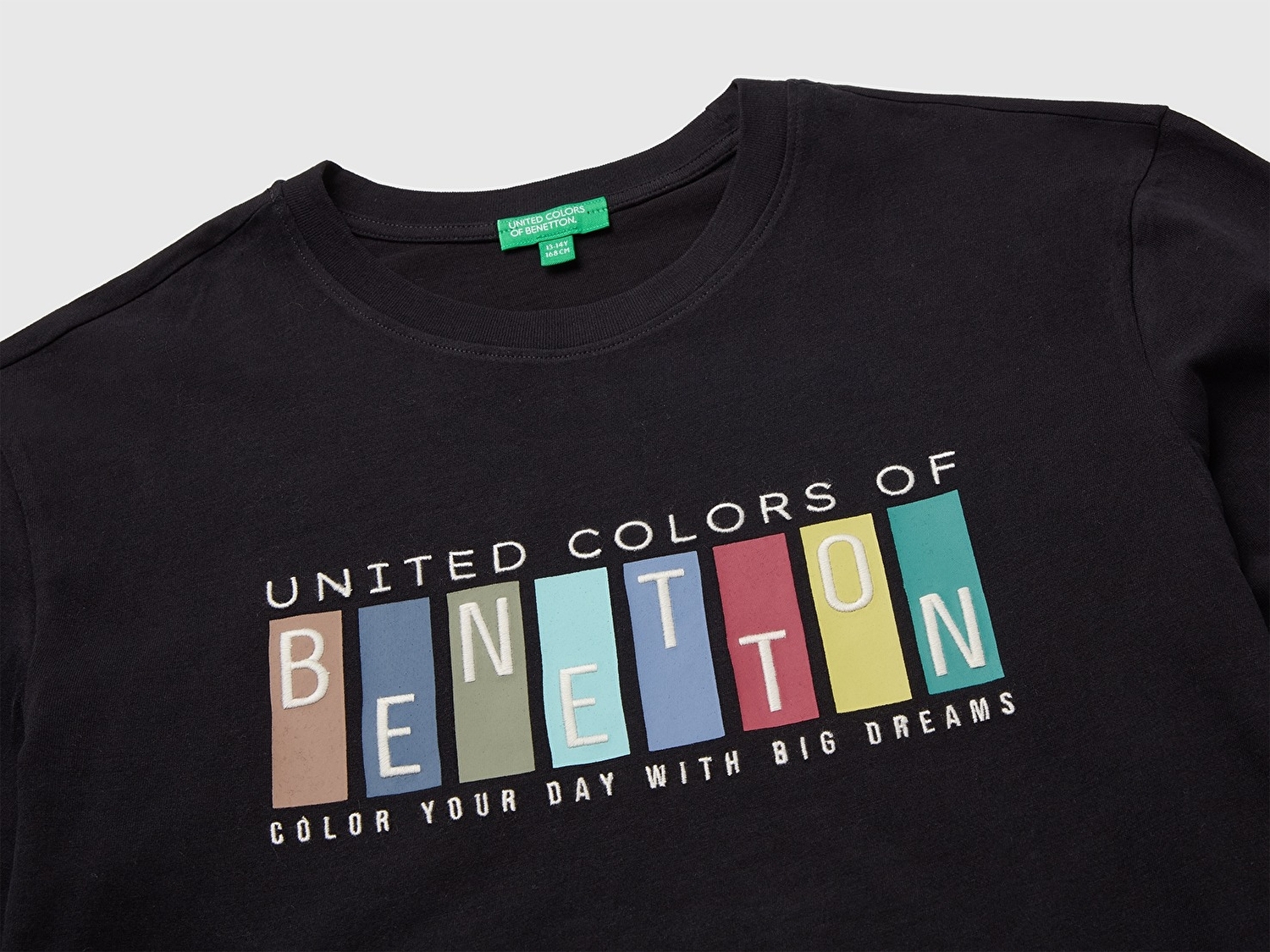 Benetton Erkek Çocuk Siyah Önü İşlemeli Uzun Kollu Tişört