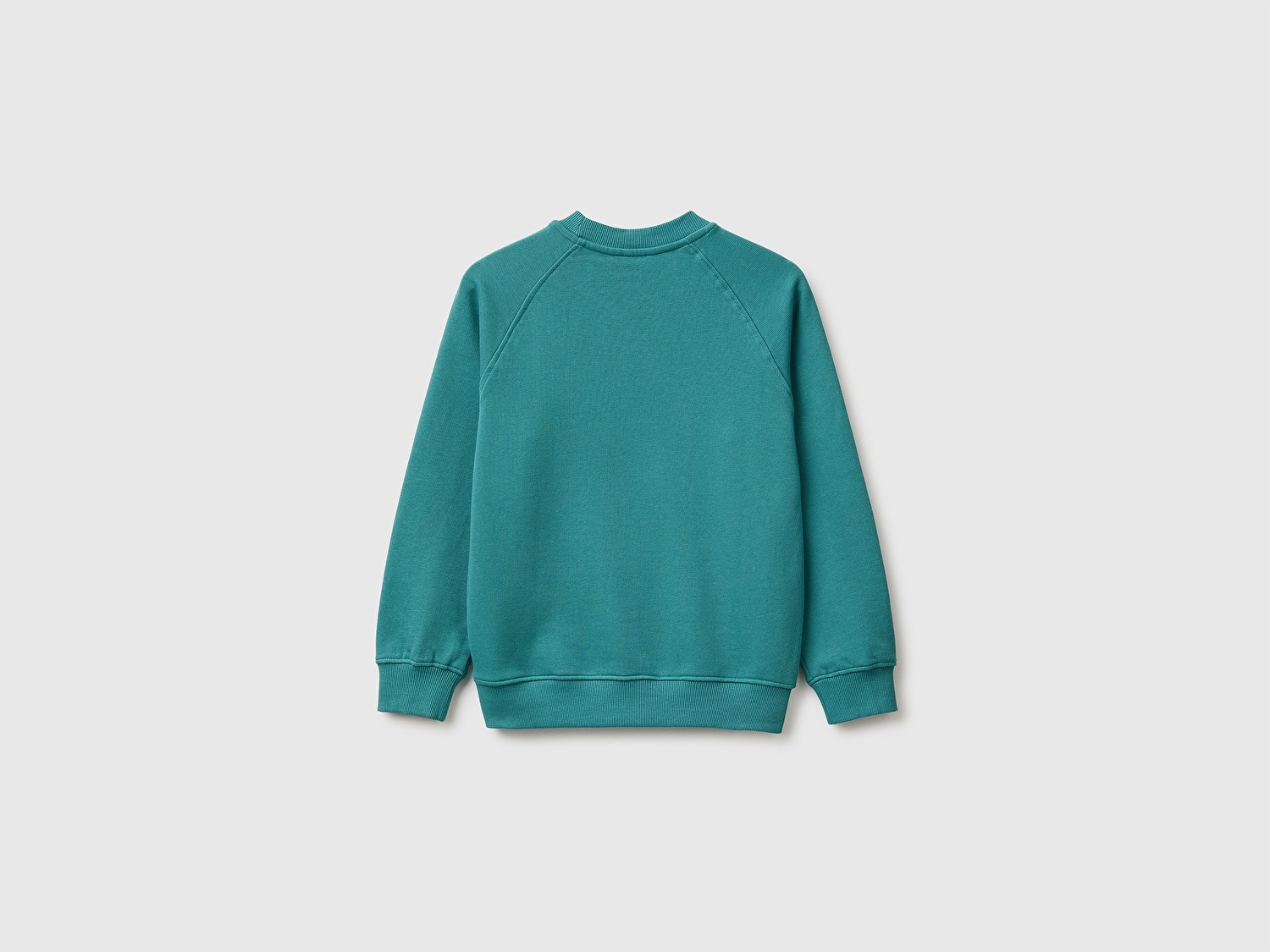Benetton Erkek Çocuk Petrol Yeşili Önü İşlemeli Ribanalı Reglan Kollu Bisiklet Yaka Sweatshirt