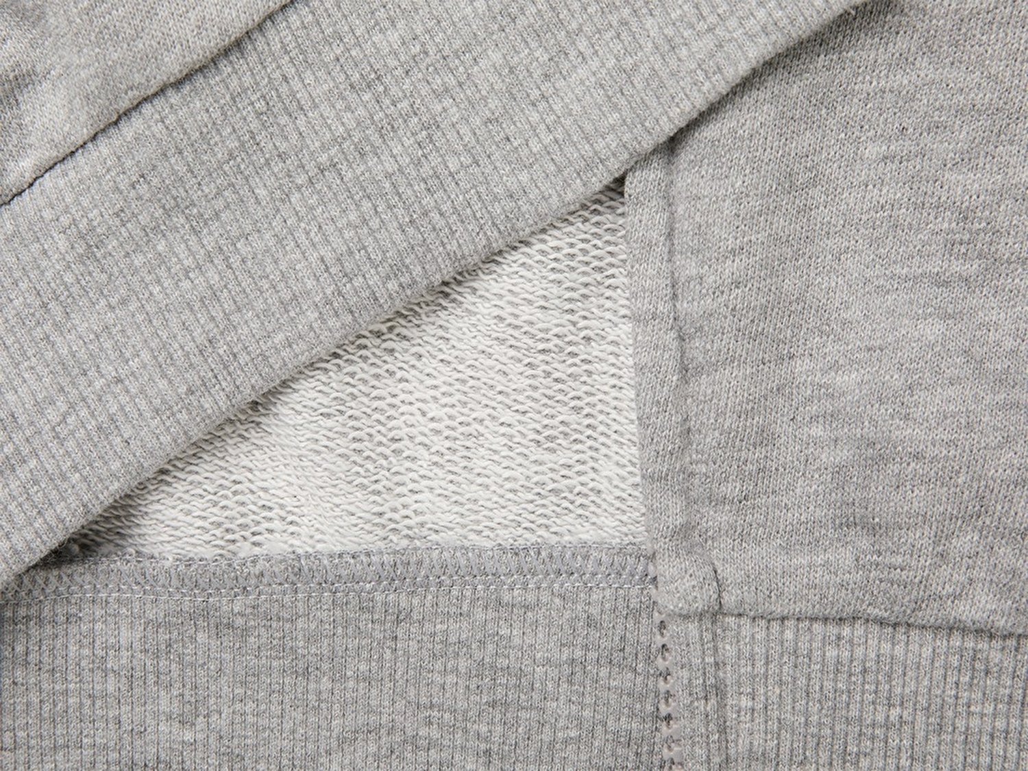 Benetton Erkek Çocuk Gri Melanj Önü İşlemeli Ribanalı Cepli Fermuarlı Dik Yaka Sweatshirt