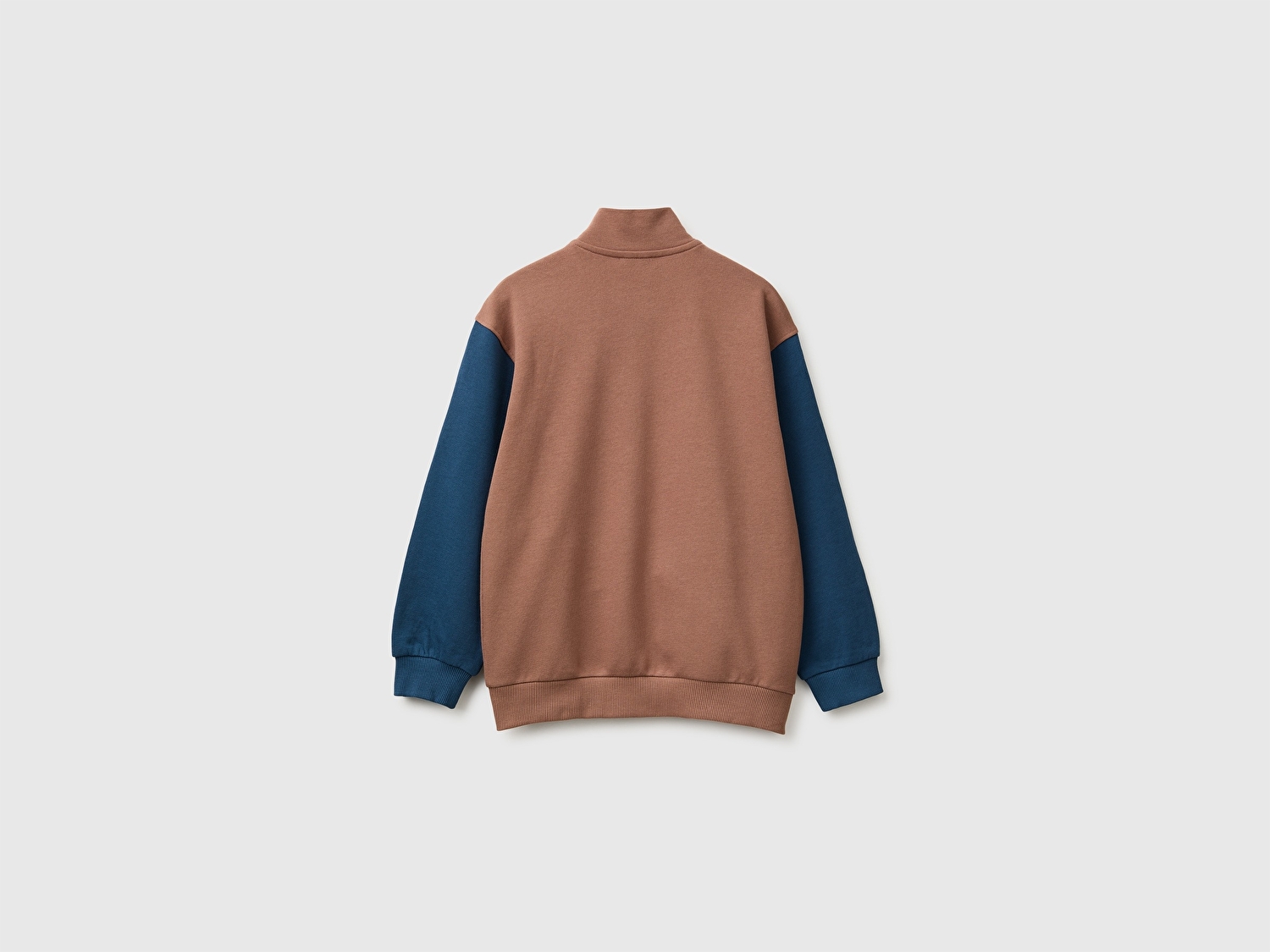 Benetton Erkek Çocuk Kahverengi Önü İşlemeli Ribanalı Cepli Fermuarlı Dik Yaka Sweatshirt